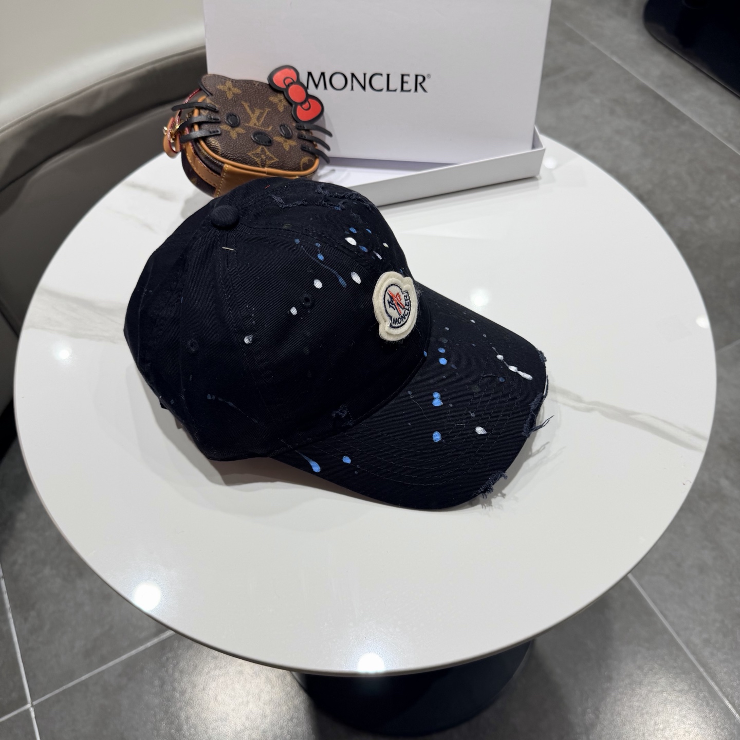 蒙口MONCLER新款棒球帽，时尚炸街单品，风格很OK，网红.时尚博主的最爱！高品质舒适透气，凹造型很好