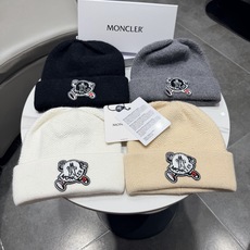 高版本!!! 蒙口MONCLER高品质针织兔羊毛毛线帽 超经典不过时的一款秋冬冷帽🥶 懂货的小姐姐必入款,帽型质量市场都 高版本!!! 蒙口MONCLER高品质针织兔羊毛毛线帽 超经典不过时的一款秋冬冷帽🥶 懂货的小姐姐必入款,帽型质量市场都