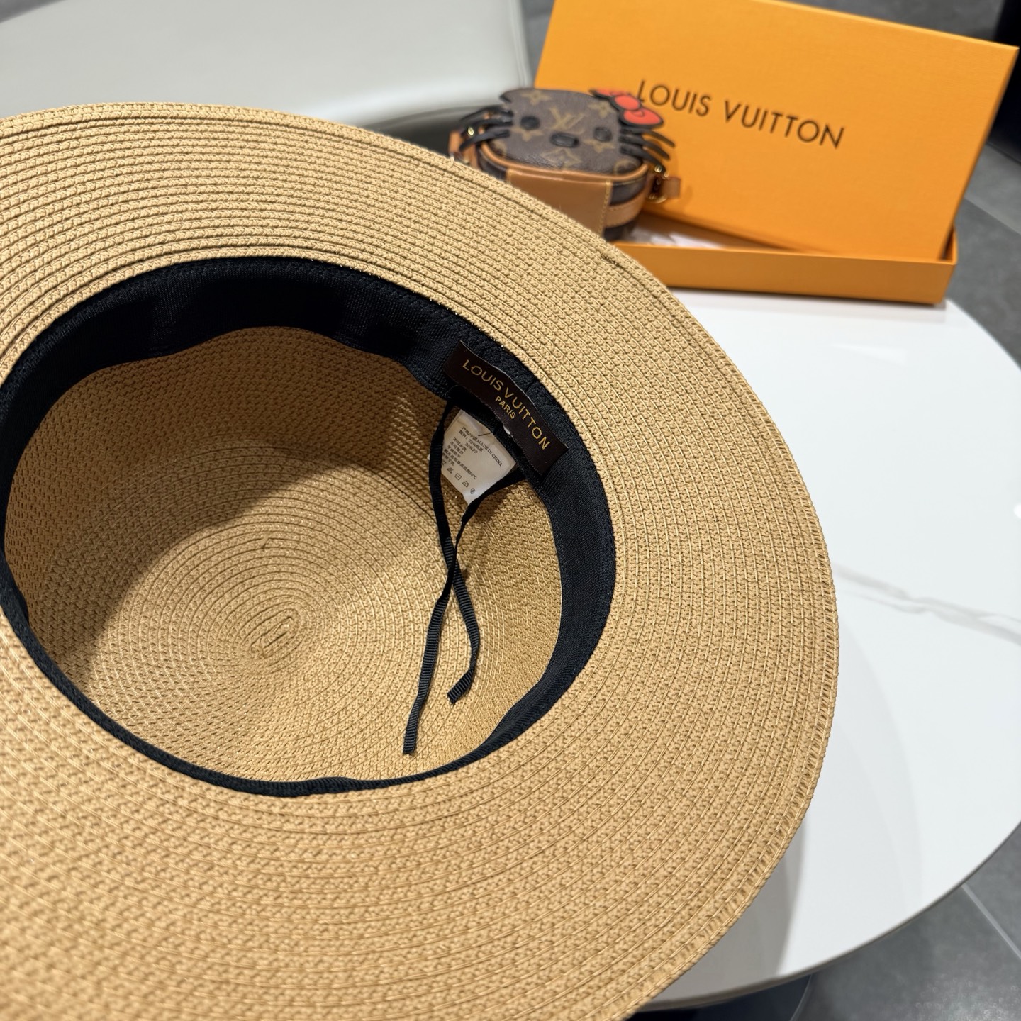 lv新款平顶草帽 头围57cm