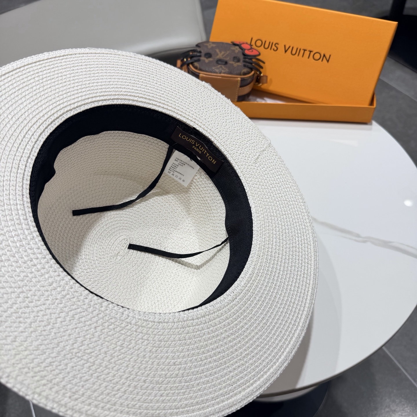 lv新款平顶草帽 头围57cm