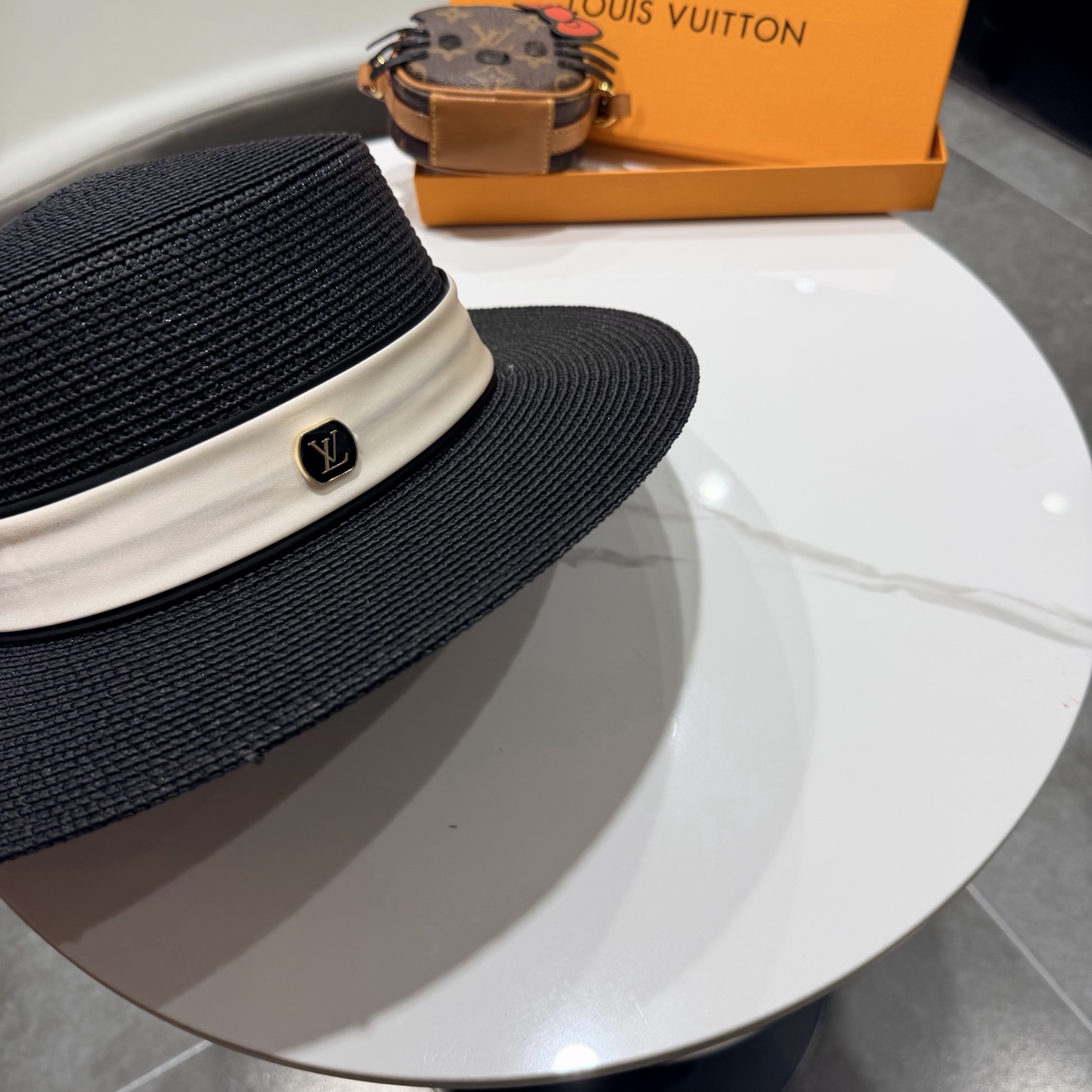 lv新款平顶草帽 头围57cm