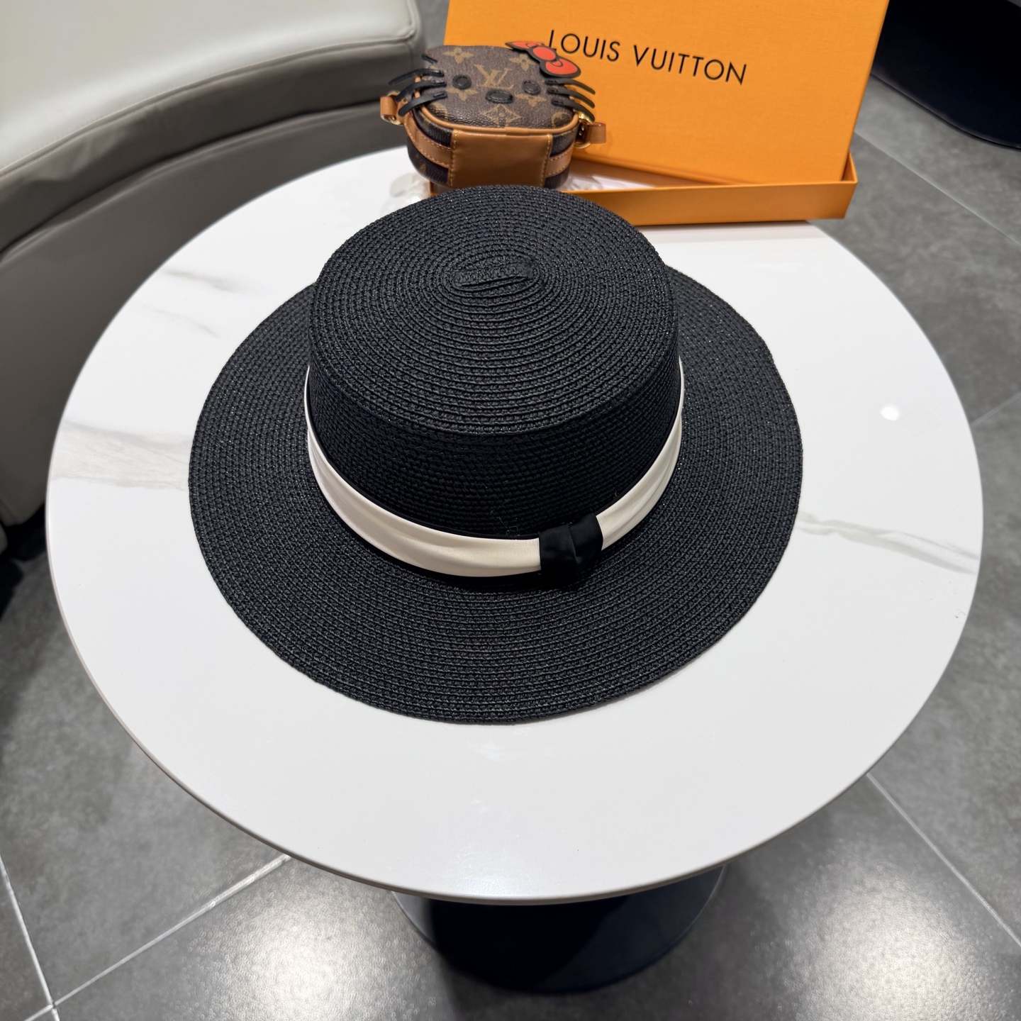 lv新款平顶草帽 头围57cm