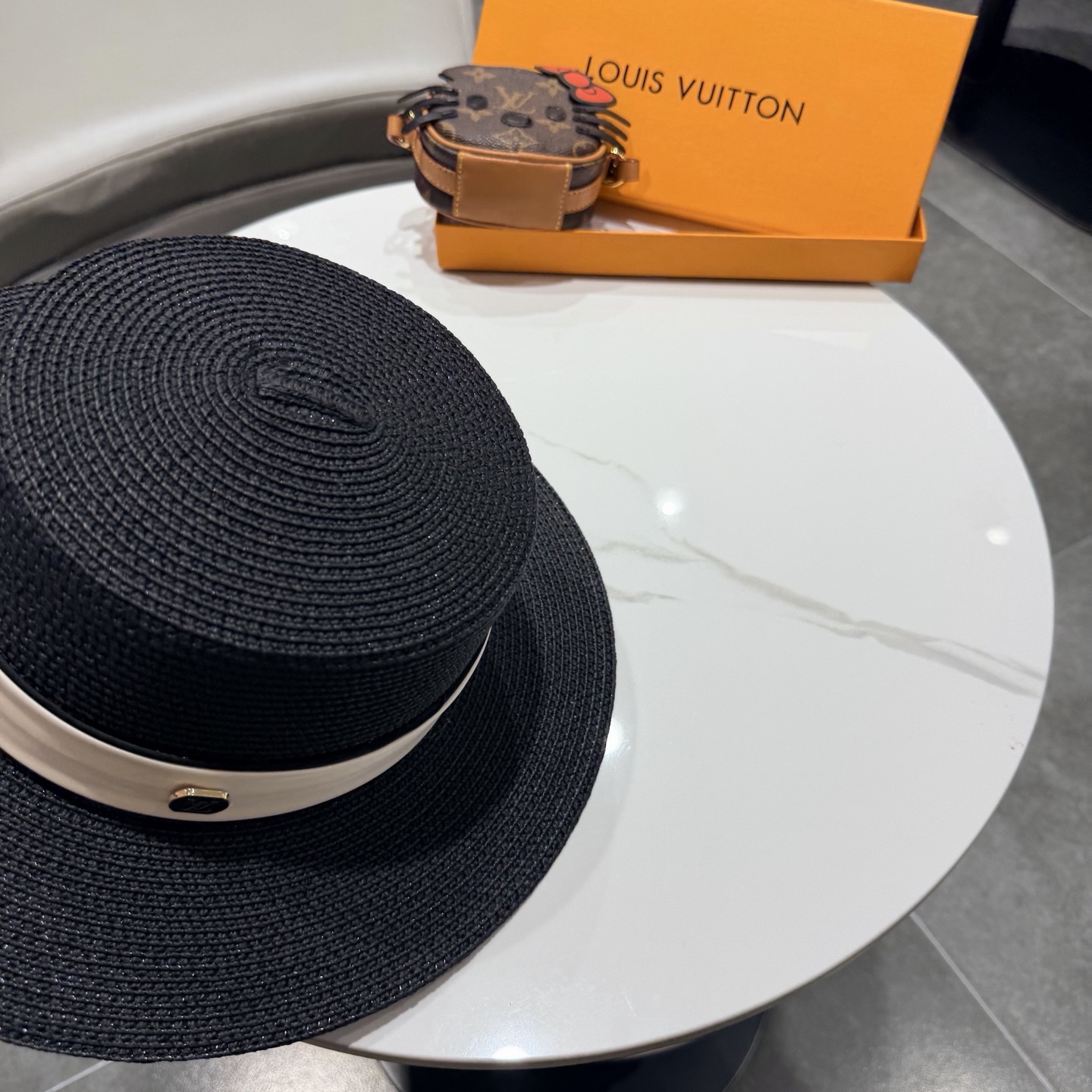 lv新款平顶草帽 头围57cm