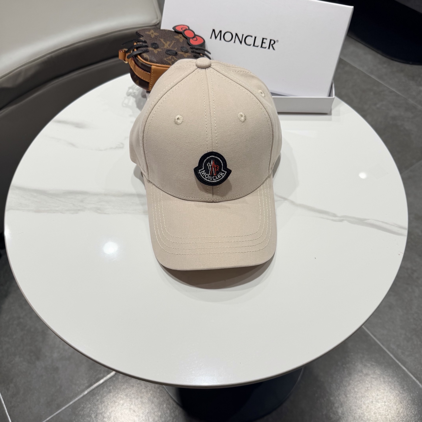 NO:704003,moncler fashion brand spring and summer classic cowboy baseball cap, outdoor protection versatile hat for men and women, fisherman hat, baseball cap, knitted hat, hat, Moncler, espadrilles, hats19860909moncler潮牌春夏蒙口经典牛仔棒球帽,男女户外保百搭帽子帽子渔夫帽棒球帽针织帽,帽子,Moncler,espadrilles,hats,hat