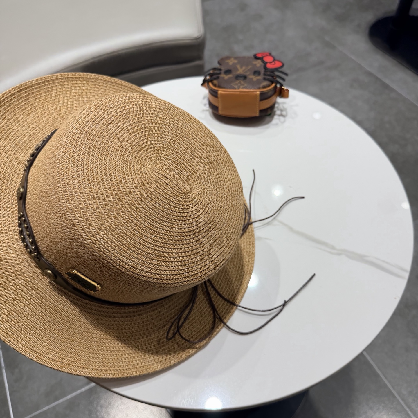 罗意威风复古平顶帽子女夏季防晒草帽国潮平沿帽海边度假百搭遮阳帽