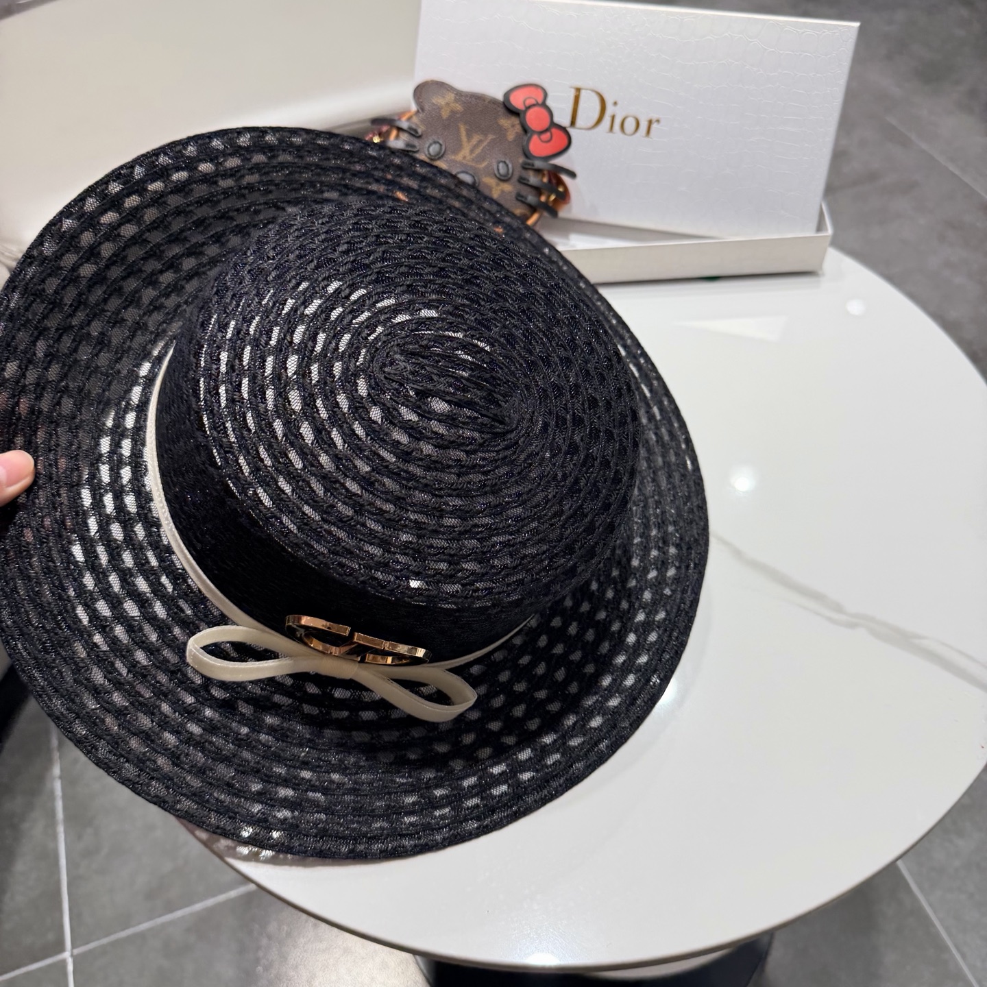 dior迪奥法式蝴蝶结镂空平顶草帽女夏季优雅礼帽海边沙滩遮阳防晒太阳帽子