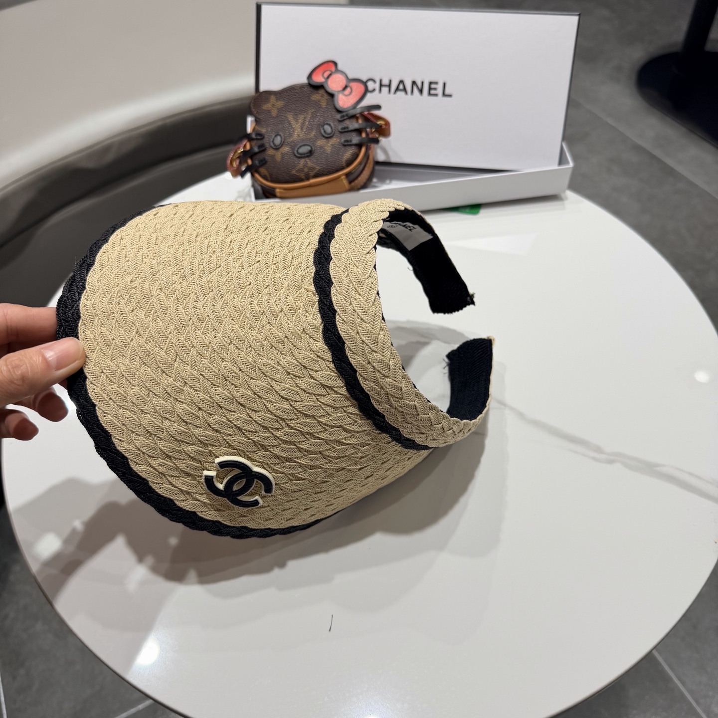 chanel香奈儿拼色草编空顶帽子女夏天出游防晒遮阳草帽海边沙滩帽夏显脸小