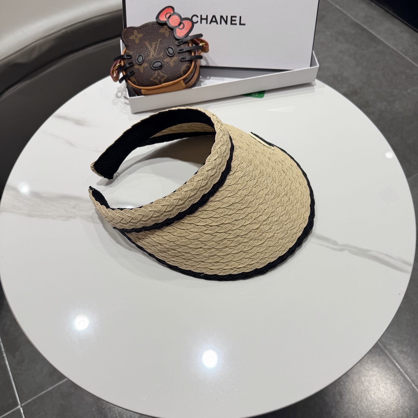 chanel香奈儿拼色草编空顶帽子女夏天出游防晒遮阳草帽海边沙滩帽夏显脸小