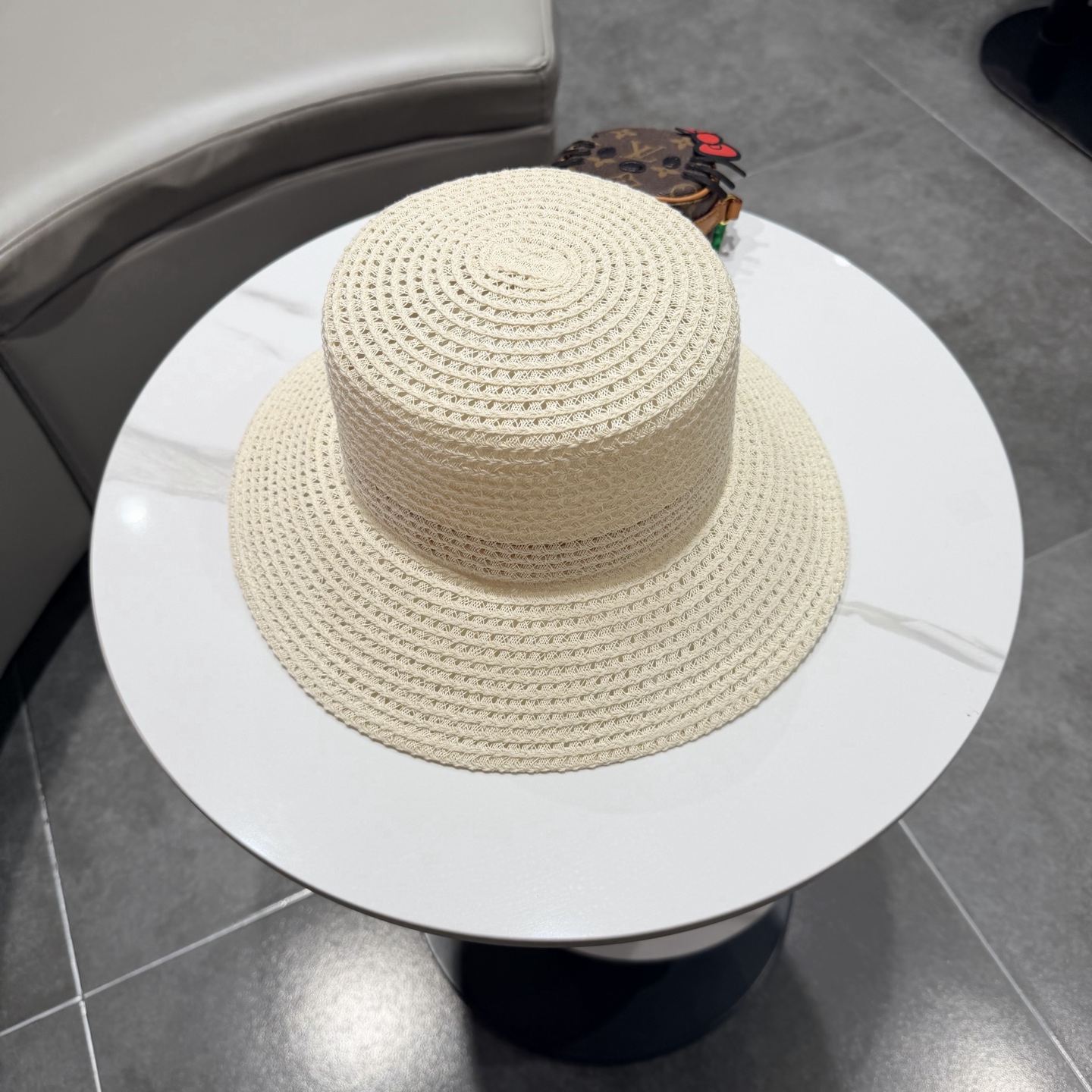 罗意威草帽，遮阳盆帽，可折叠，高级定制，头围57cm。