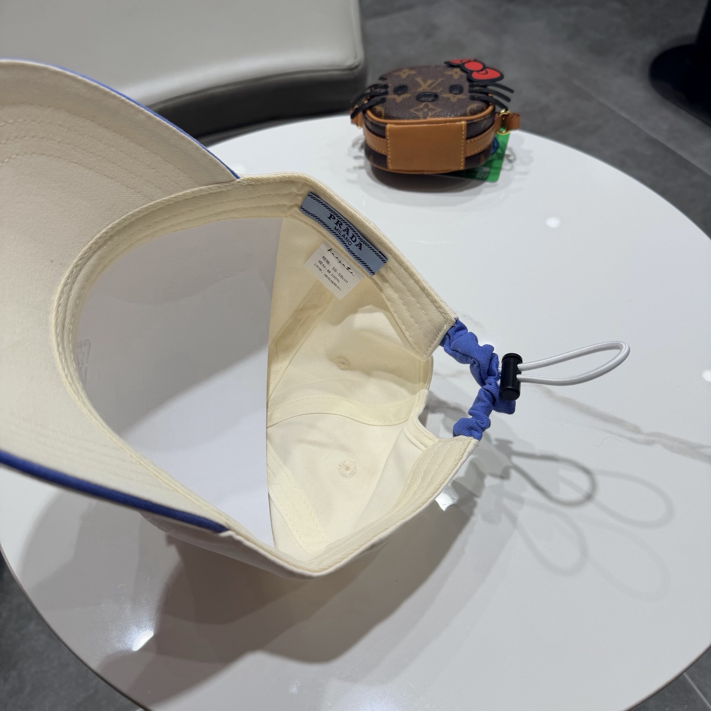 prada hat Prada 2025New ， — photo 9