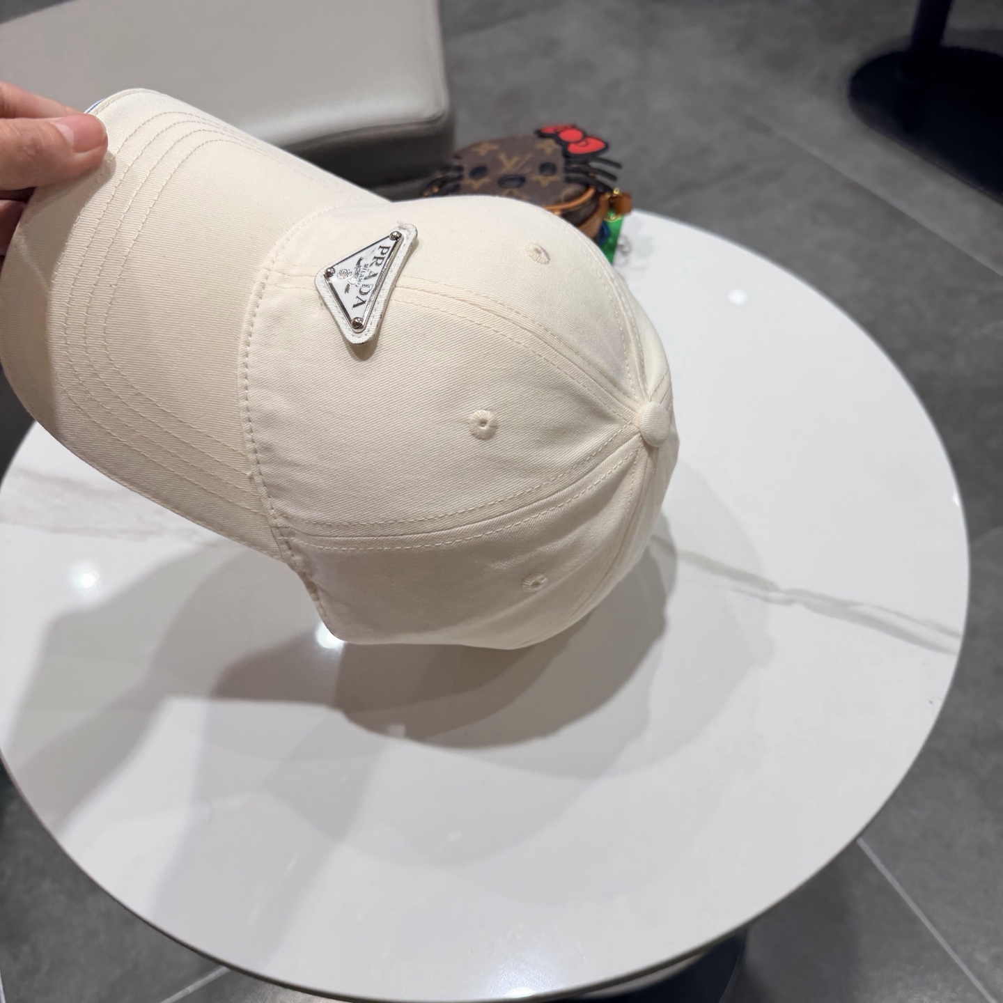 prada hat Prada 2025New ， — photo 7