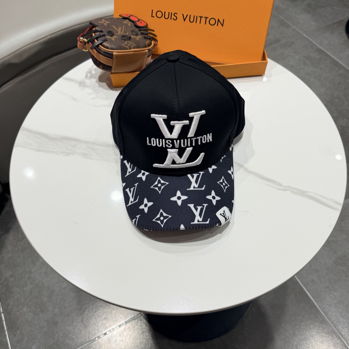 路易威登lv棒球帽 LouisVuitton😍2026新款重工打造♥️高端大气，百搭款🤗男女通用！