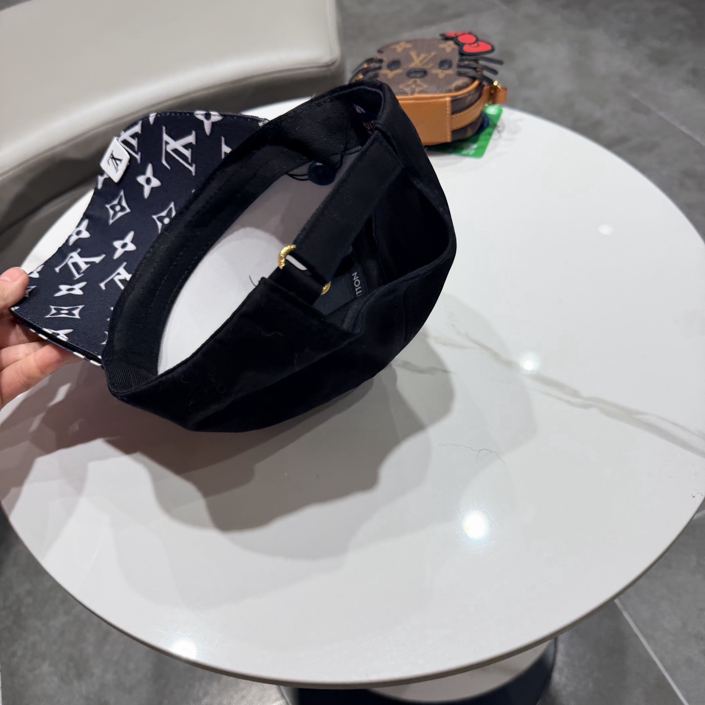 路易威登lv棒球帽 LouisVuitton😍2026新款重工打造♥️高端大气，百搭款🤗男女通用！