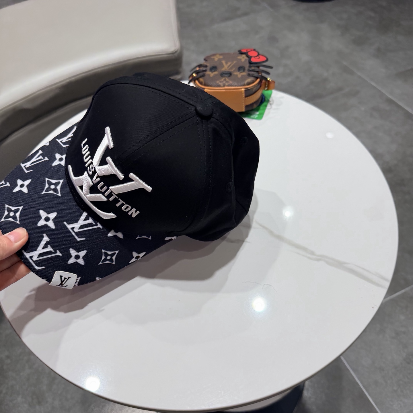 路易威登lv棒球帽 LouisVuitton😍2026新款重工打造♥️高端大气，百搭款🤗男女通用！