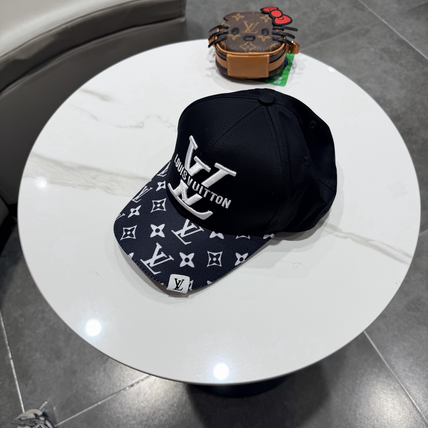 路易威登lv棒球帽 LouisVuitton😍2026新款重工打造♥️高端大气，百搭款🤗男女通用！