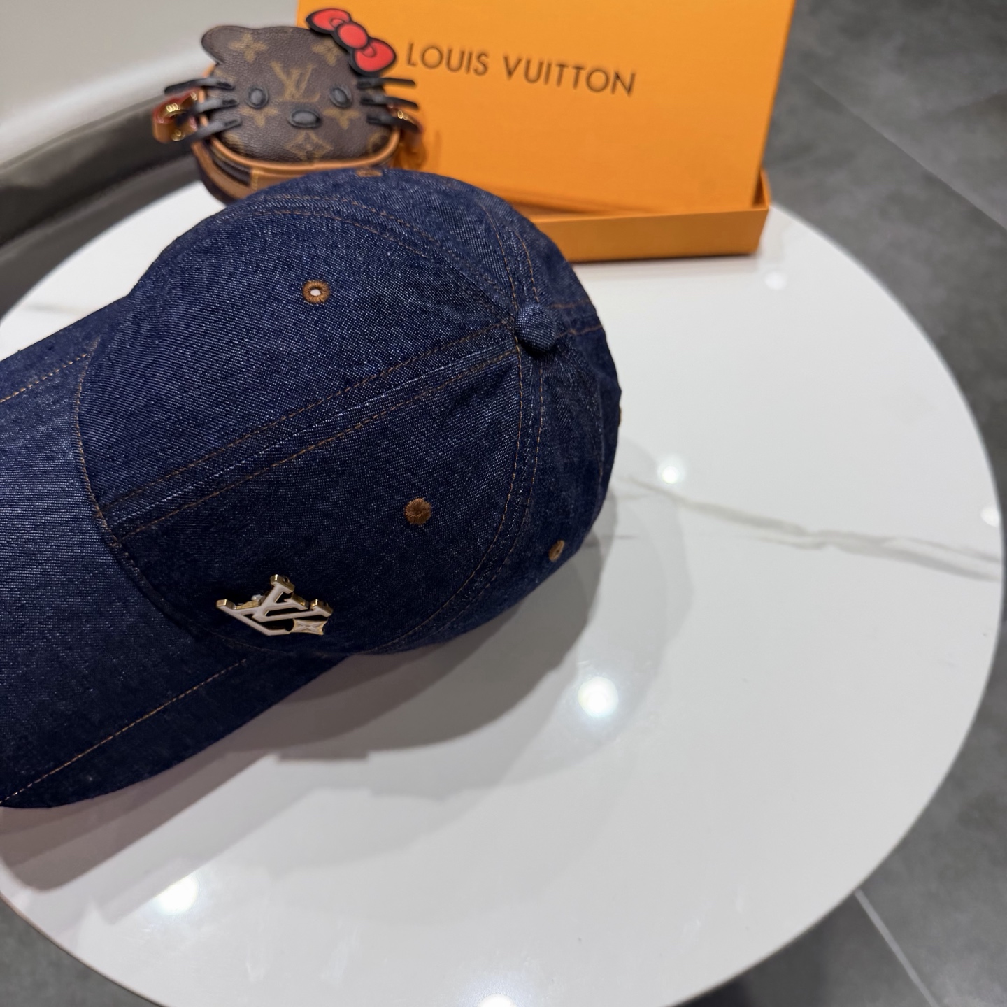 路易威登棒球帽LouisVuitton👒😍新款LV棒球帽，重工打造♥完美刺绣，高端大气，百搭款🤗男女通用