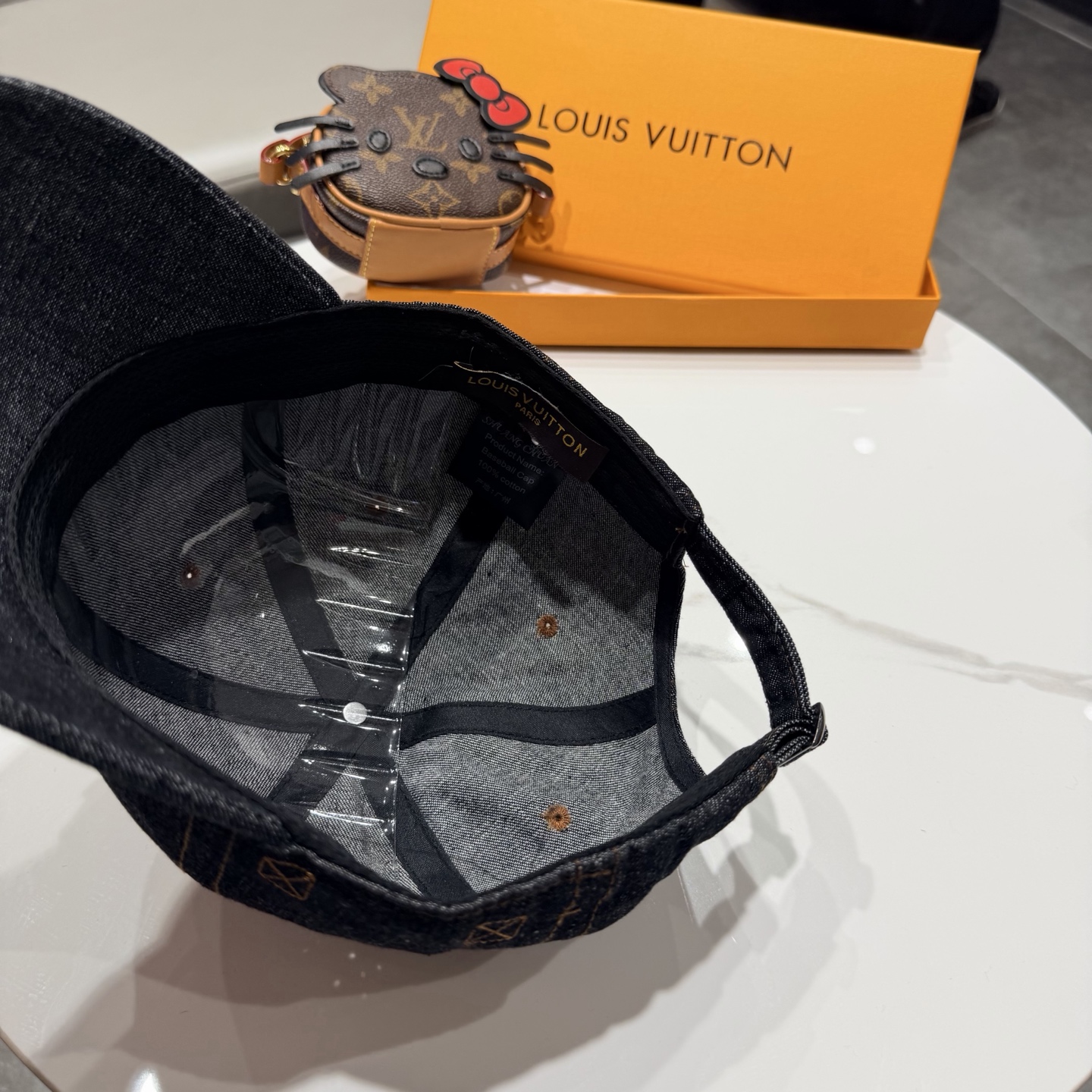 路易威登棒球帽LouisVuitton👒😍新款LV棒球帽，重工打造♥完美刺绣，高端大气，百搭款🤗男女通用