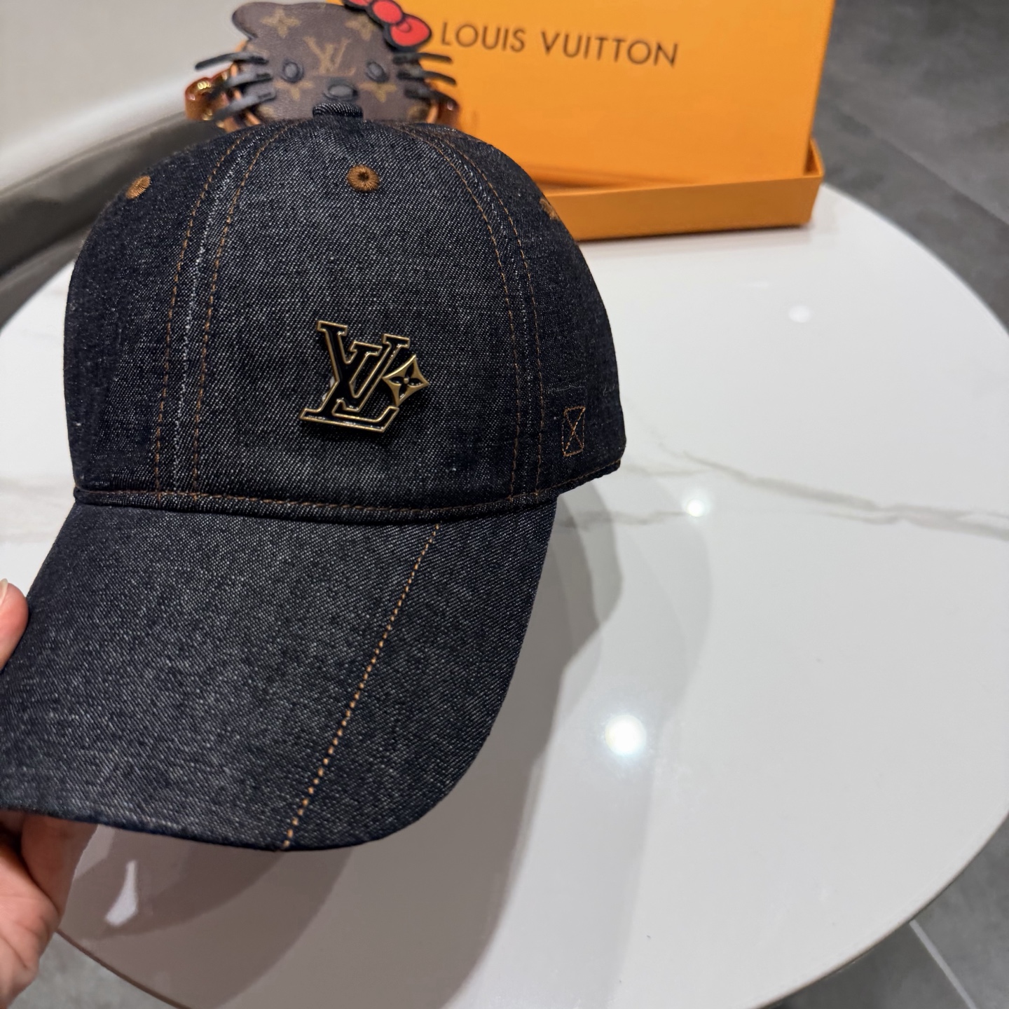 路易威登棒球帽LouisVuitton👒😍新款LV棒球帽，重工打造♥完美刺绣，高端大气，百搭款🤗男女通用