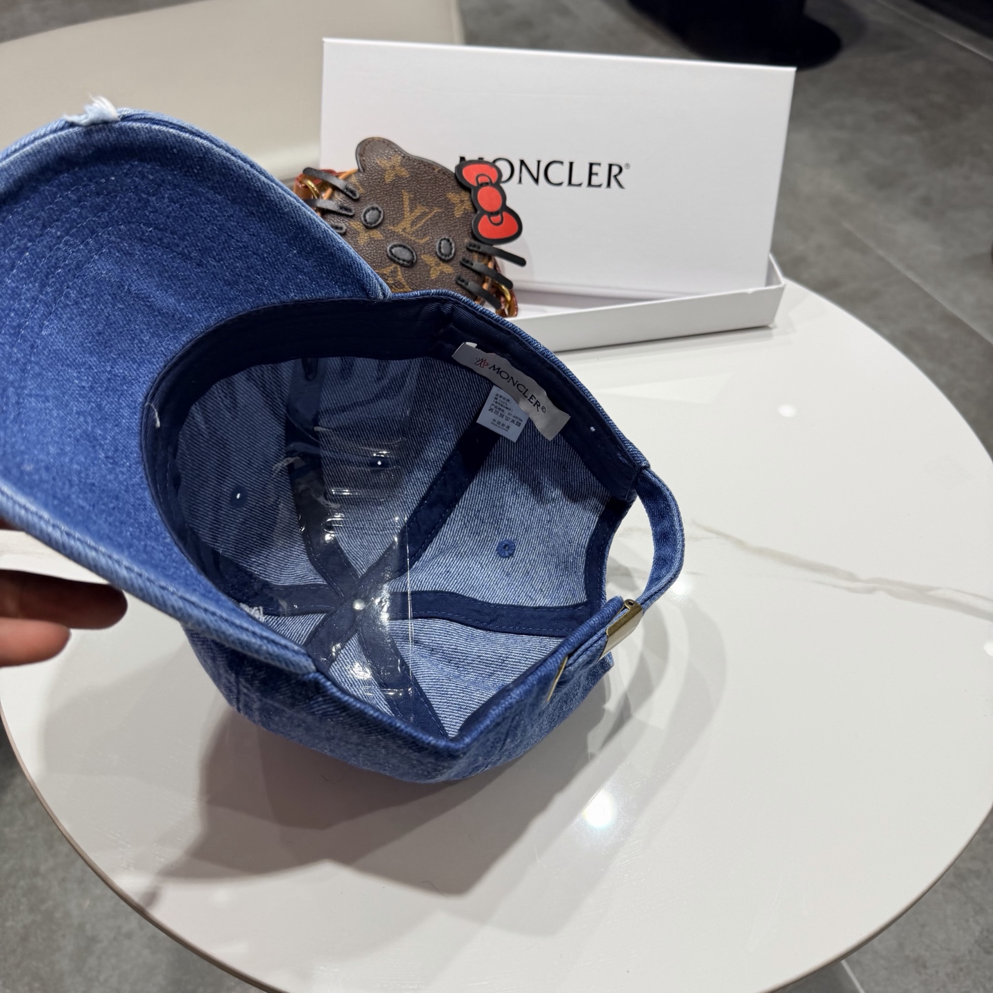 蒙口moncler2026新款的春季破洞 棒球帽，四季都通用👍 闭眼入阿铁子们❗️