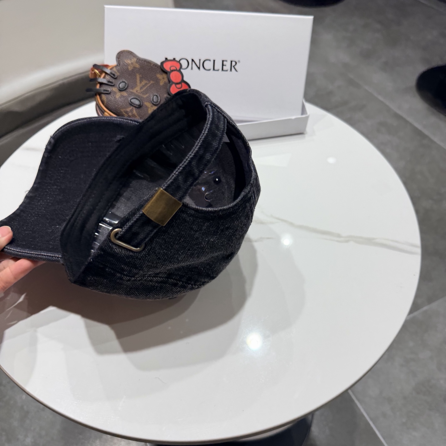 蒙口moncler2026新款的春季破洞 棒球帽，四季都通用👍 闭眼入阿铁子们❗️