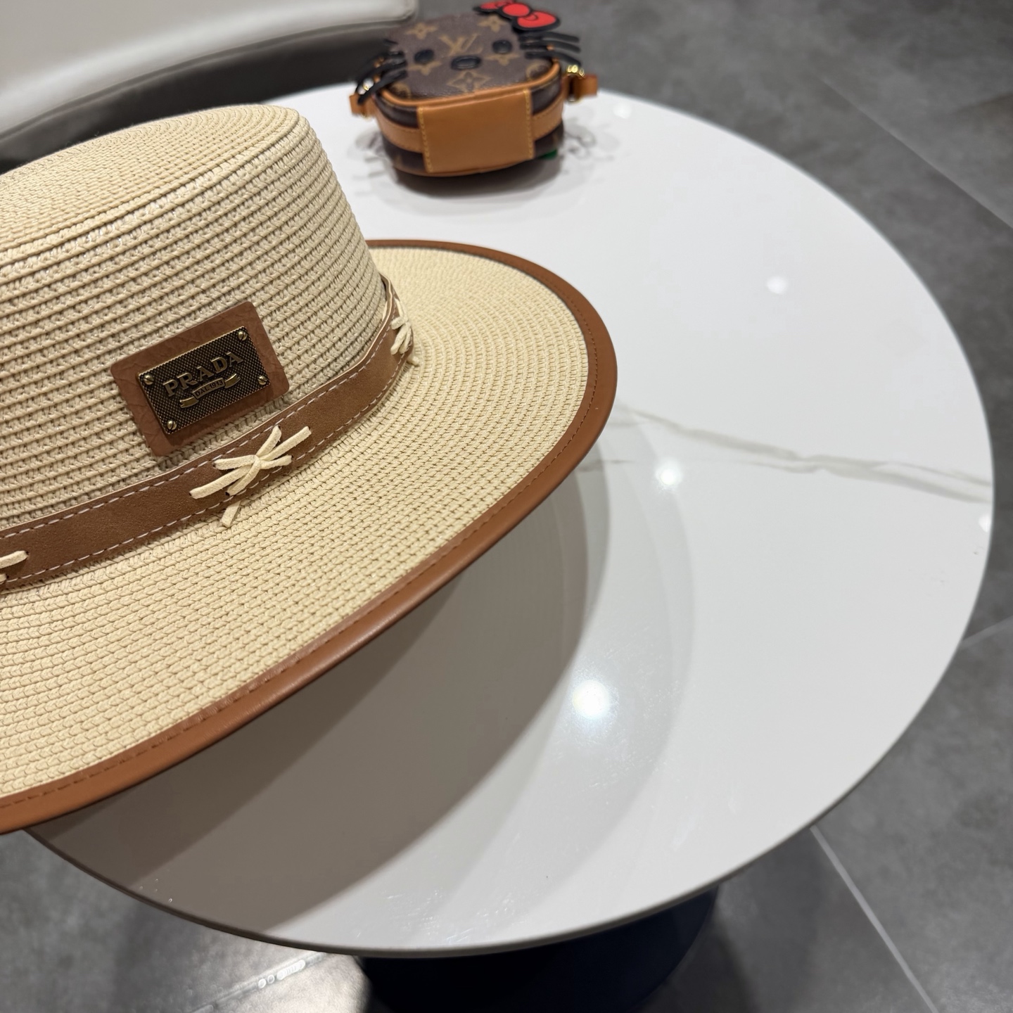 普拉达菲草遮阳帽，遮阳礼帽，沙滩帽，头围57cm