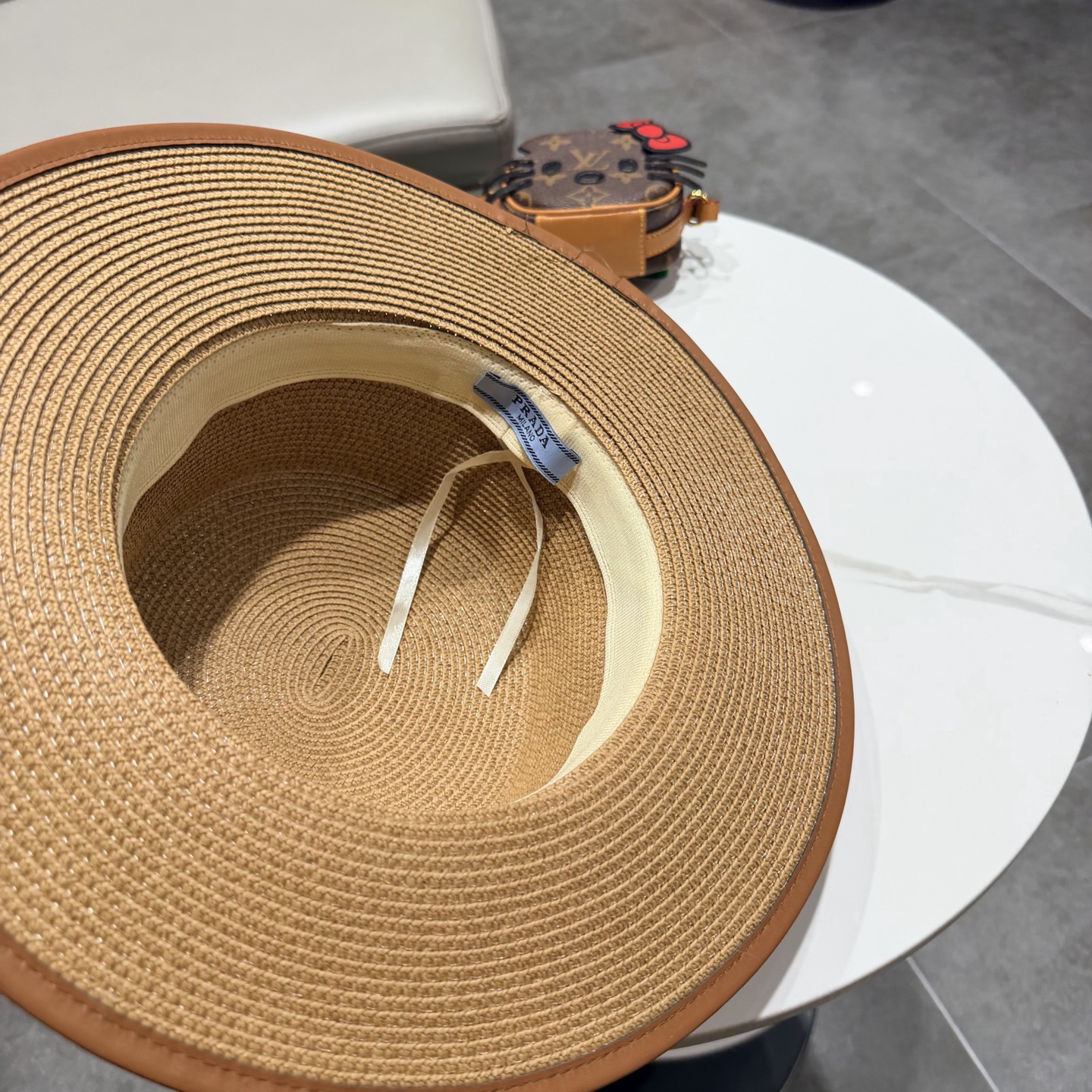 普拉达菲草遮阳帽，遮阳礼帽，沙滩帽，头围57cm