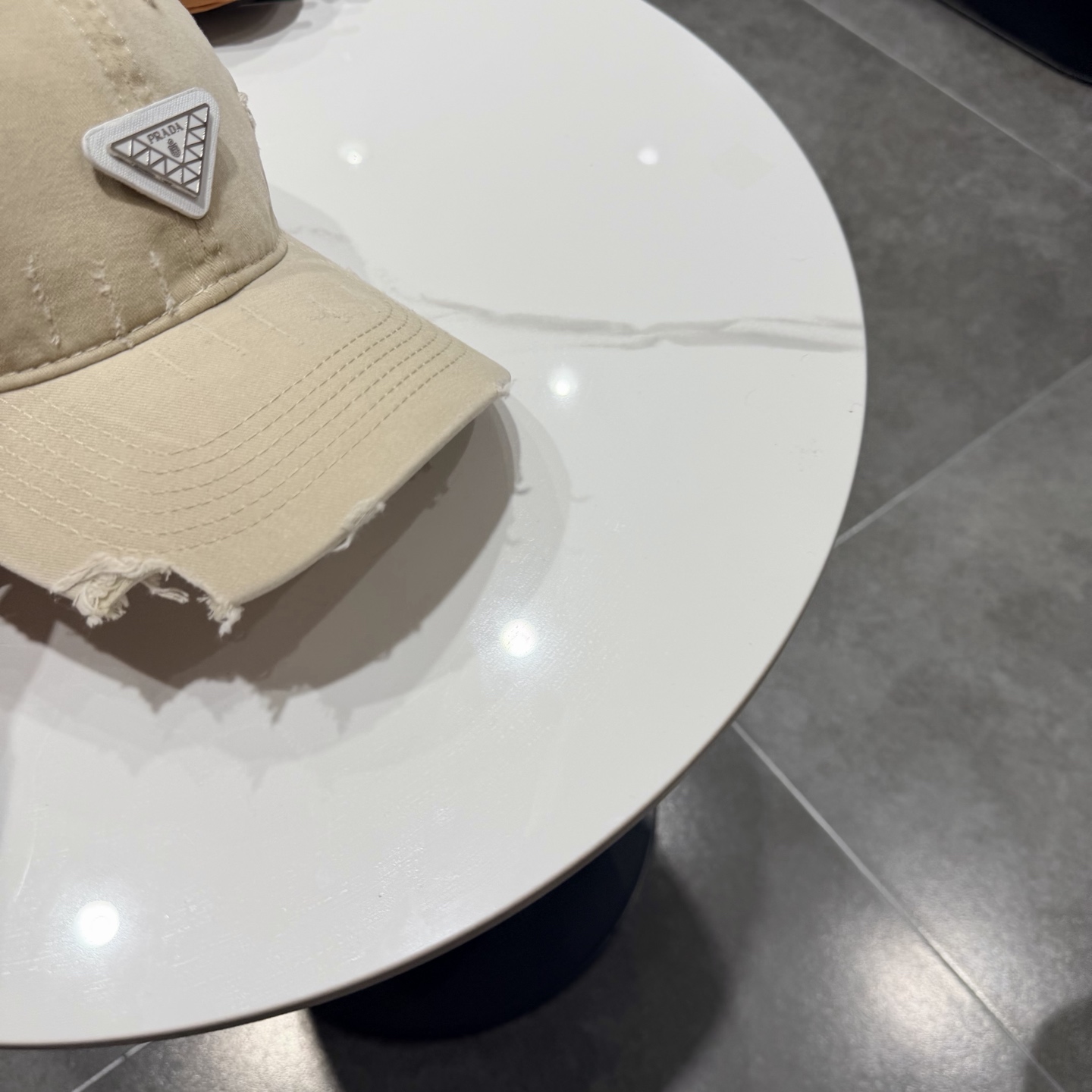 Prada普拉达 2026新款大牌款棒球帽，经典款男女通用