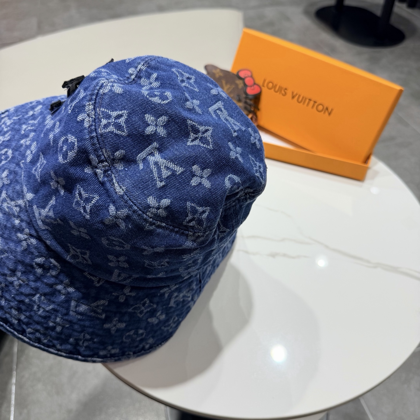 LV路易威登新款牛仔渔夫帽，头围57cm 男女通用