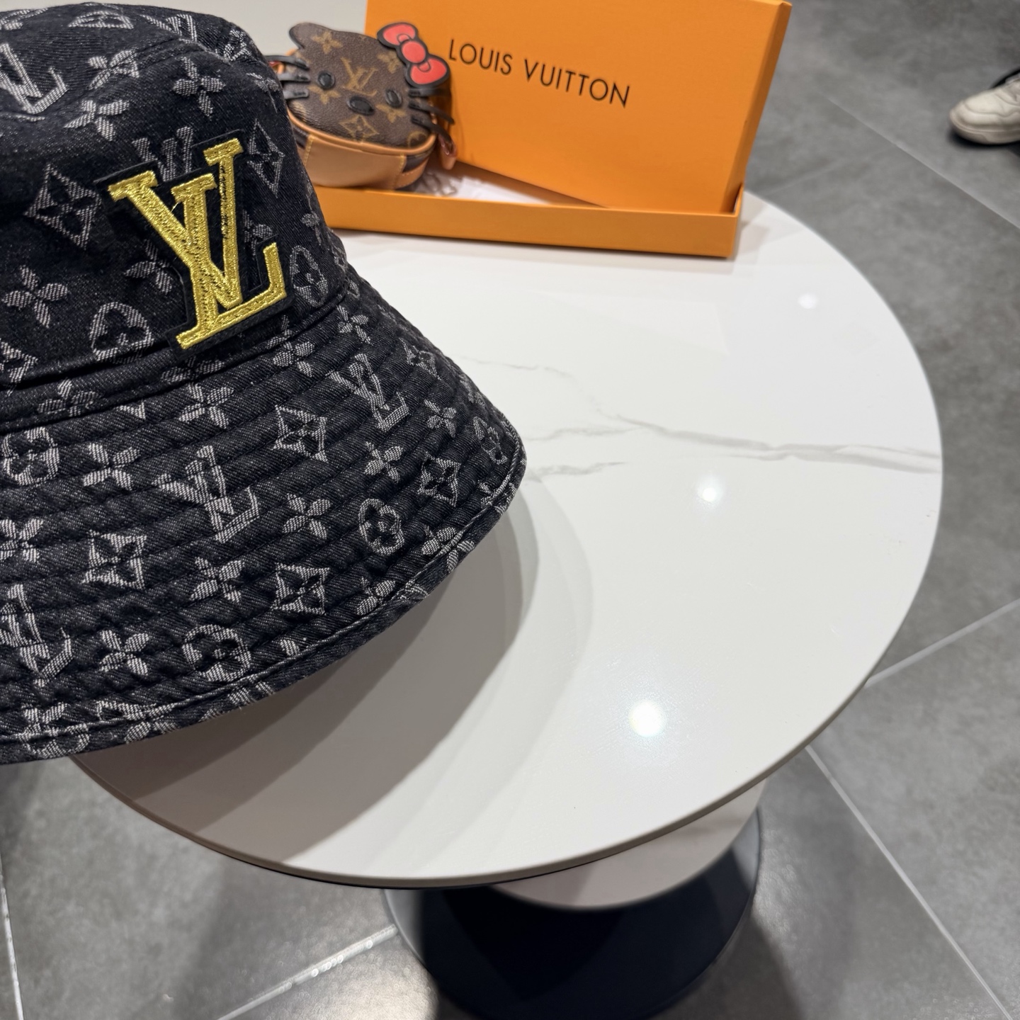 LV路易威登新款牛仔渔夫帽，头围57cm 男女通用