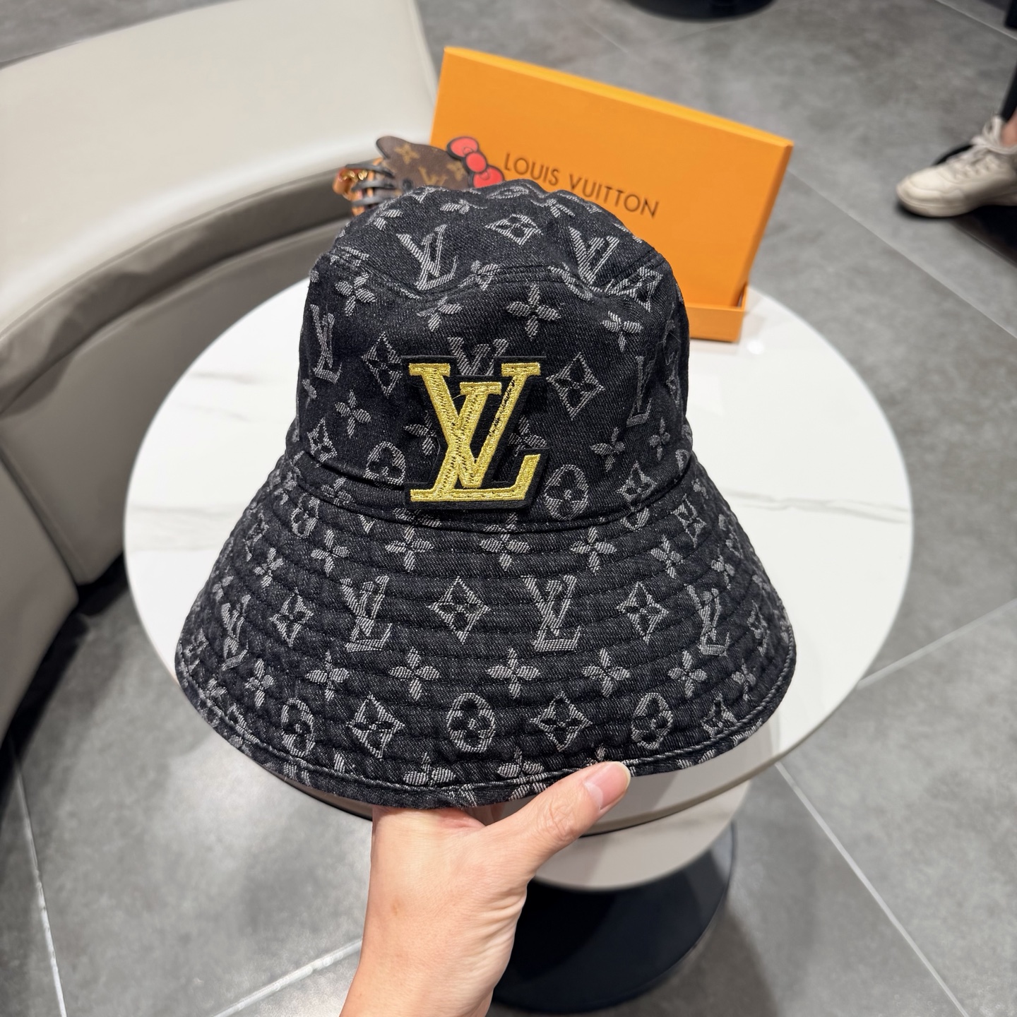 LV路易威登新款牛仔渔夫帽，头围57cm 男女通用