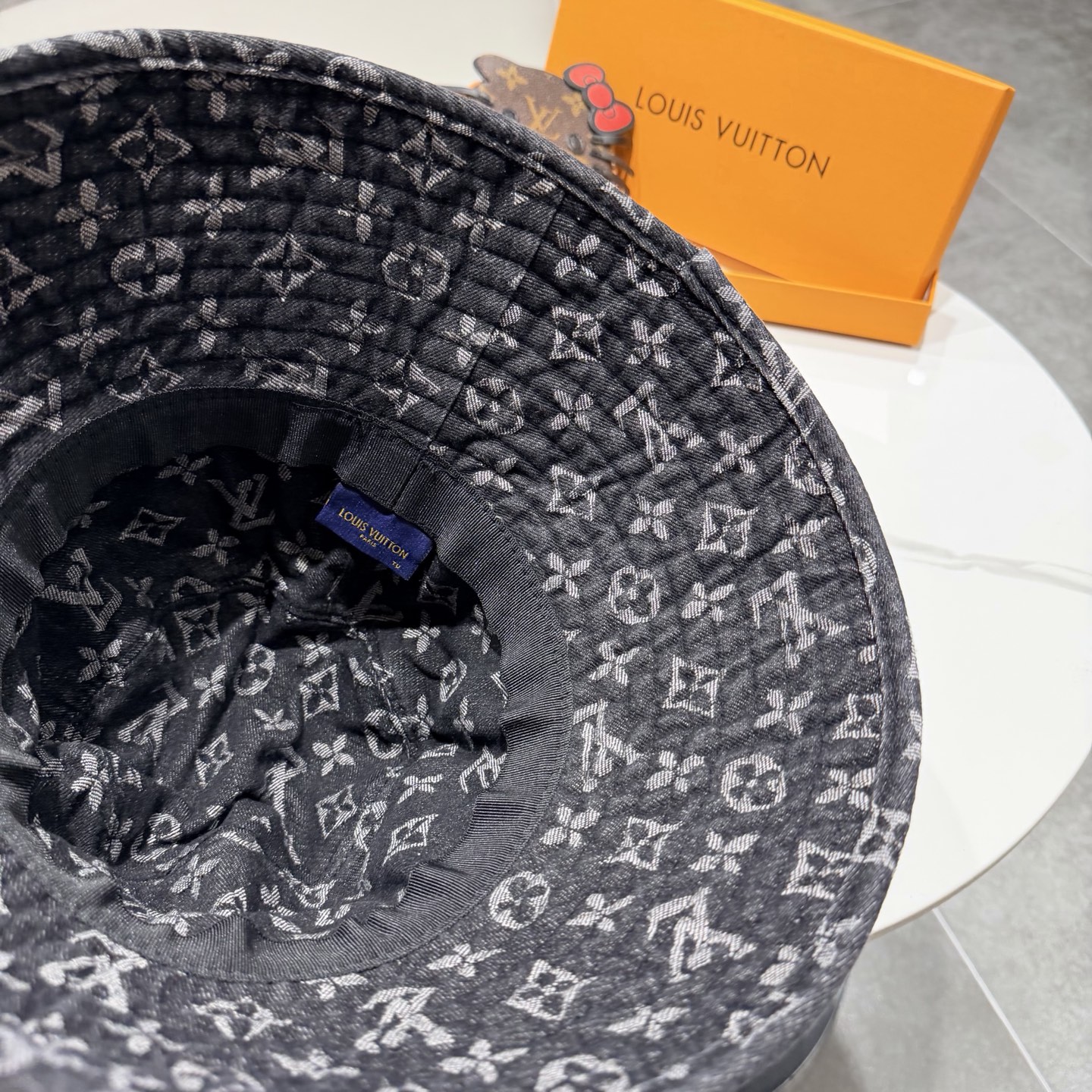 LV路易威登新款牛仔渔夫帽，头围57cm 男女通用