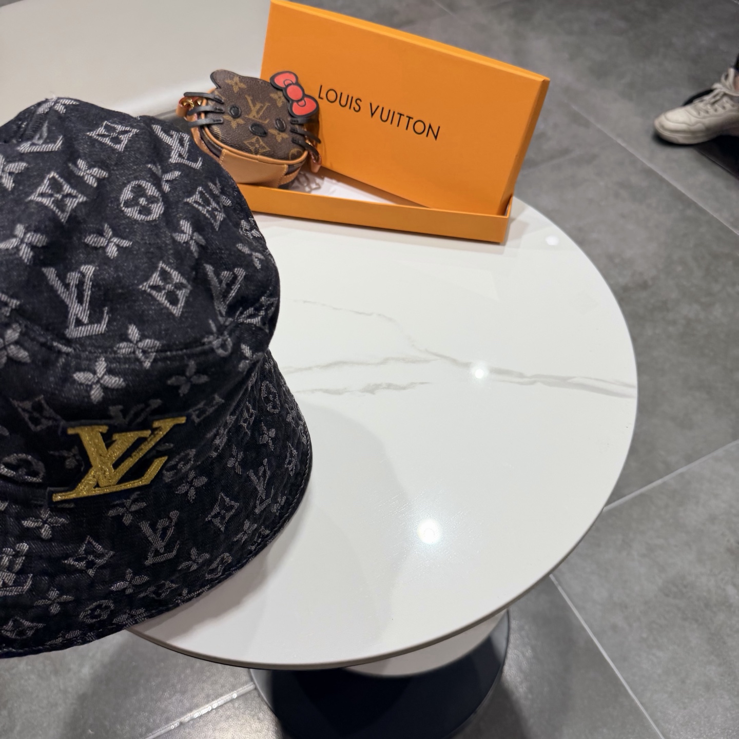 LV路易威登新款牛仔渔夫帽，头围57cm 男女通用