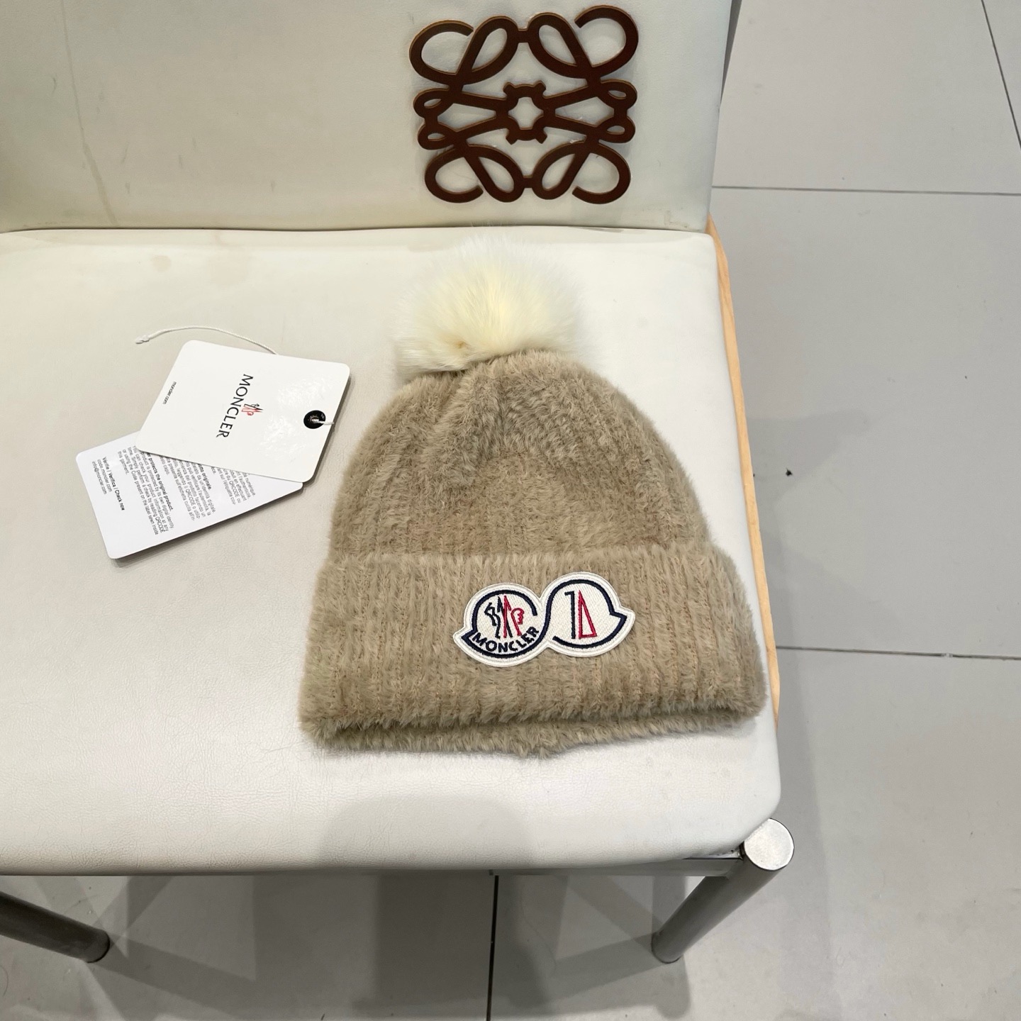 moncler新款秋冬韩版纯色毛线帽超大狐狸球保暖舒适针织帽保暖跨境欧 
