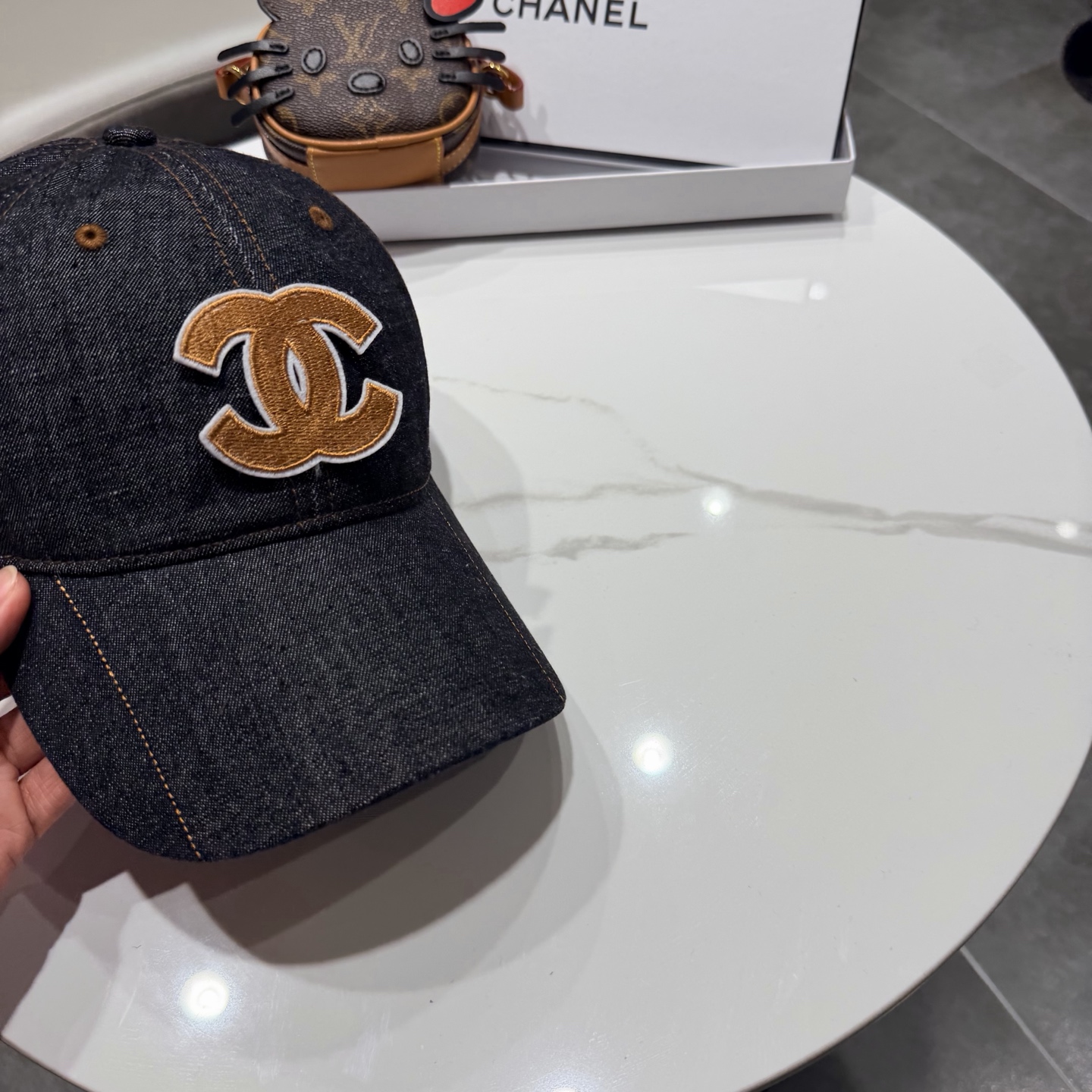 香奈儿2026新款经典休闲潮流款 上架简约棒球帽🧢日韩风格，随便搭配都超好看！出门旅游，绝对要入手的一款