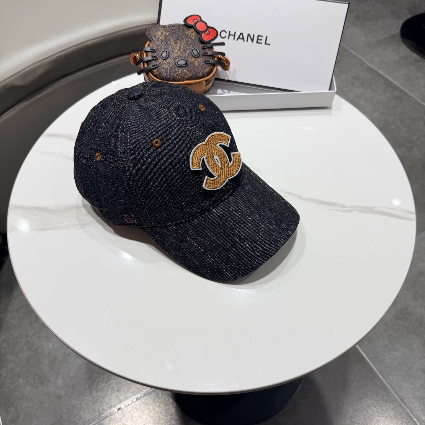 香奈儿2026新款经典休闲潮流款 上架简约棒球帽🧢日韩风格，随便搭配都超好看！出门旅游，绝对要入手的一款