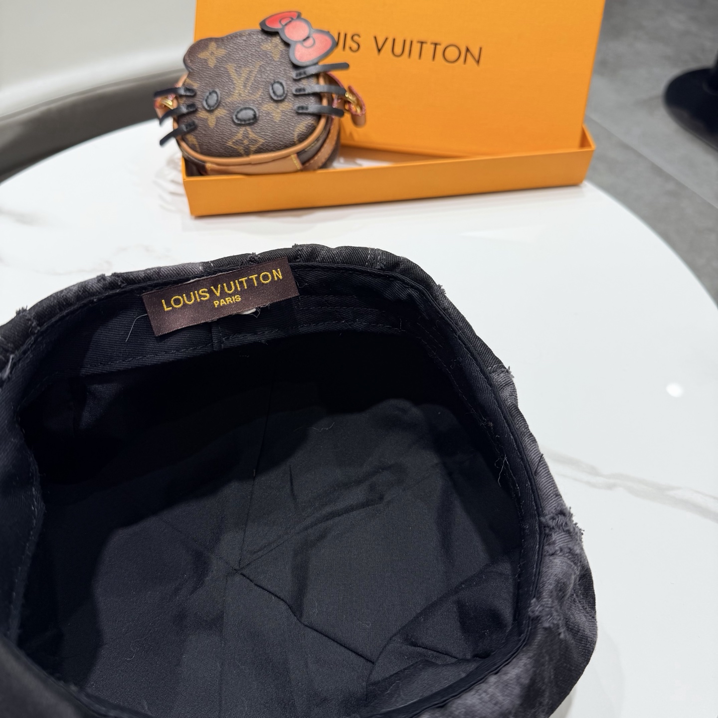 Lv路易斯新款贝雷帽