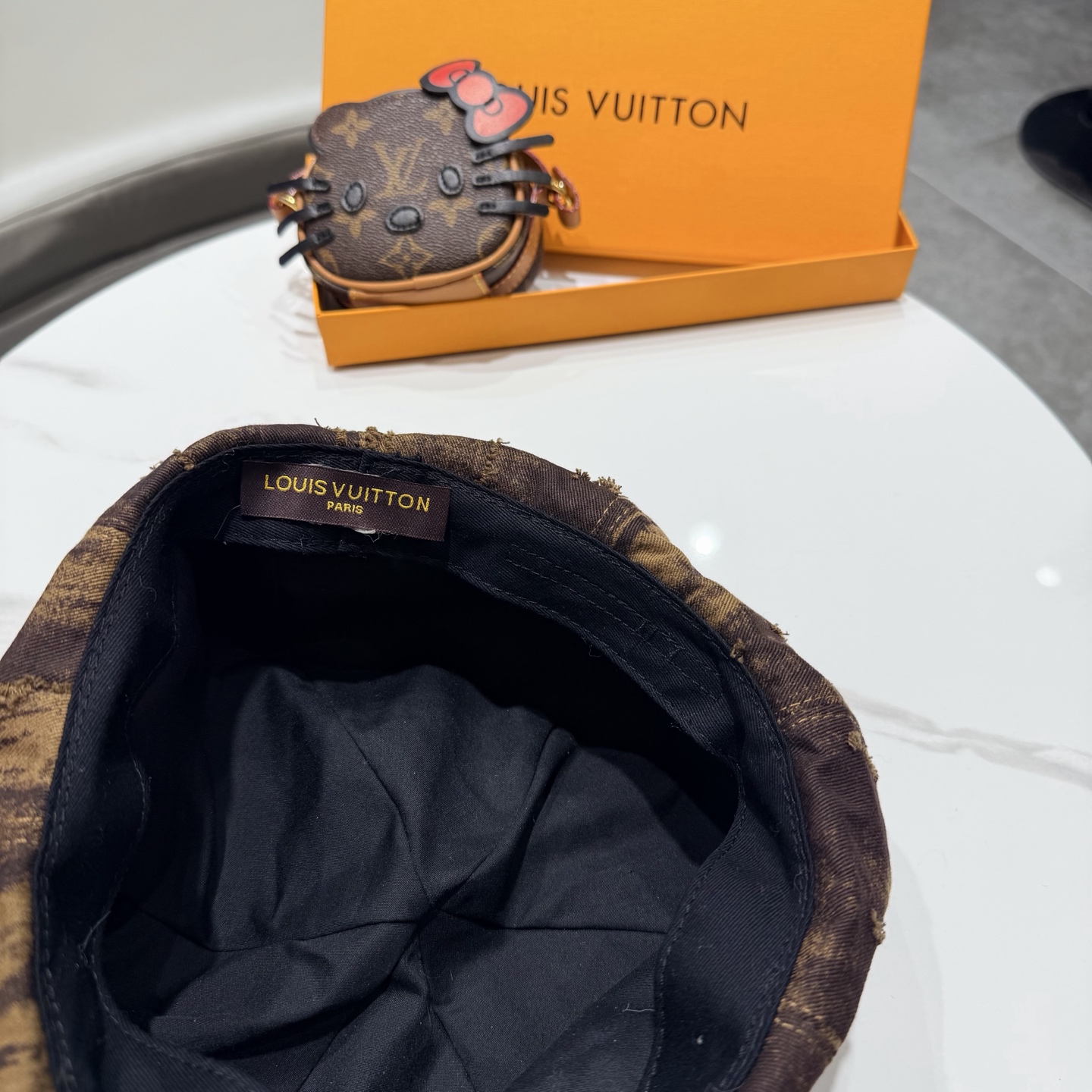 Lv路易斯新款贝雷帽