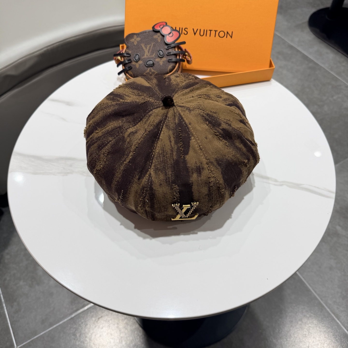 Lv路易斯新款贝雷帽