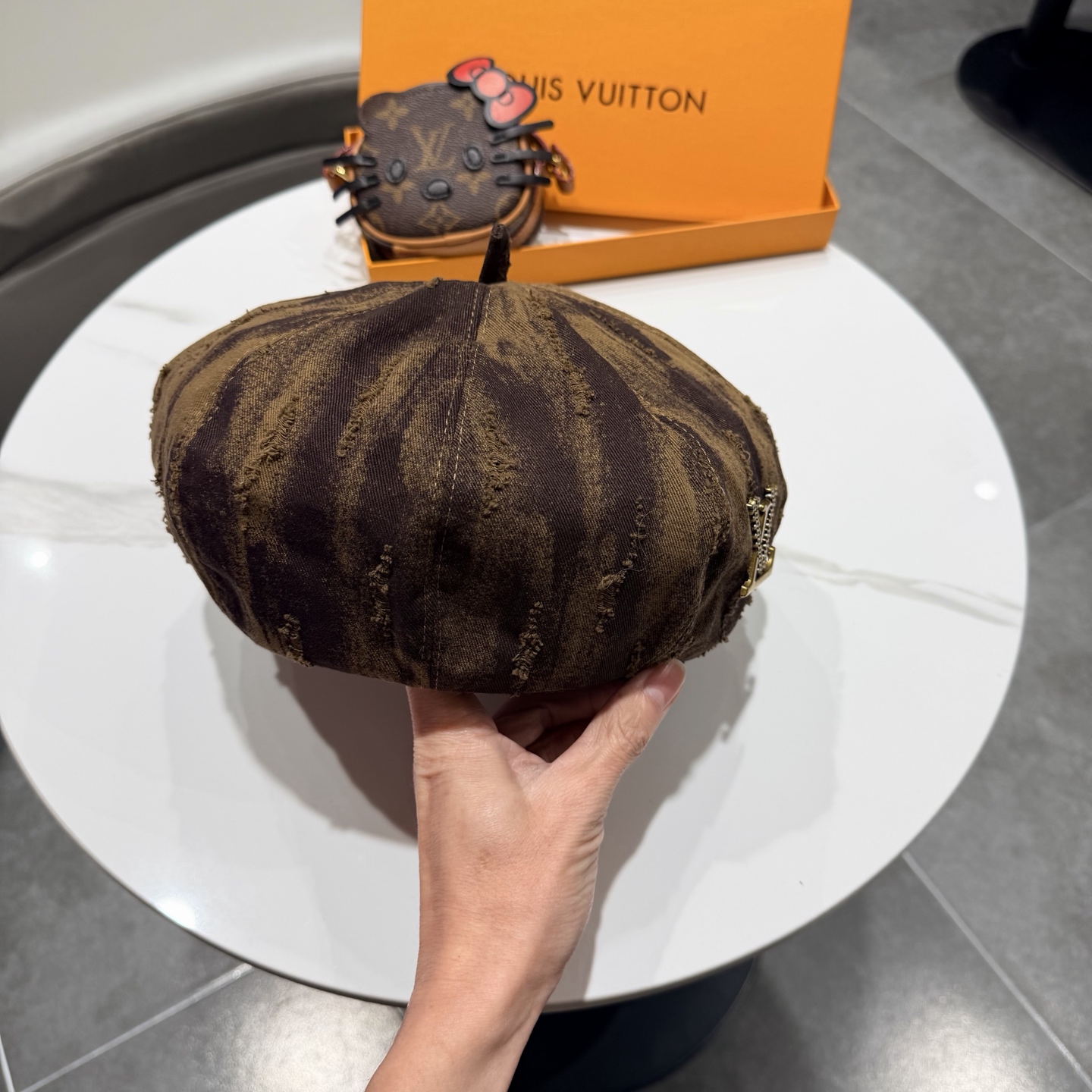 Lv路易斯新款贝雷帽