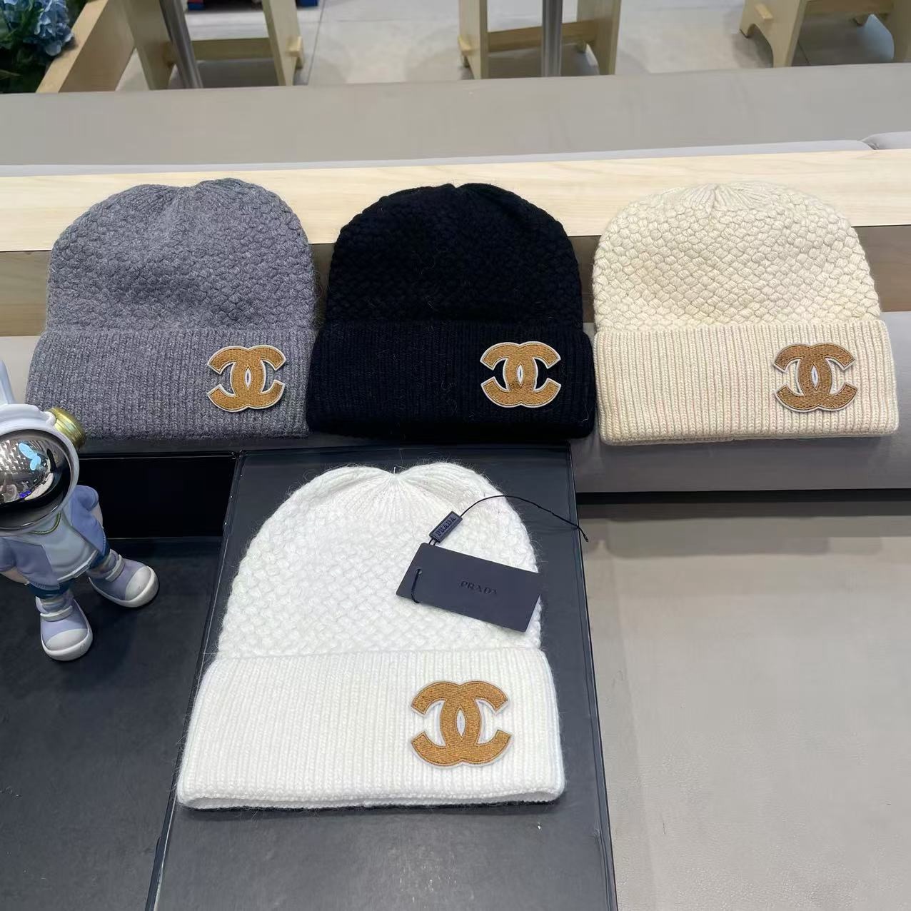香奈儿Chanel👒经典原单针织毛线帽，采用精选羊毛面料，超高羊毛+兔毛成份，‼️手感超柔软，弹性极佳，高档又减龄、超保