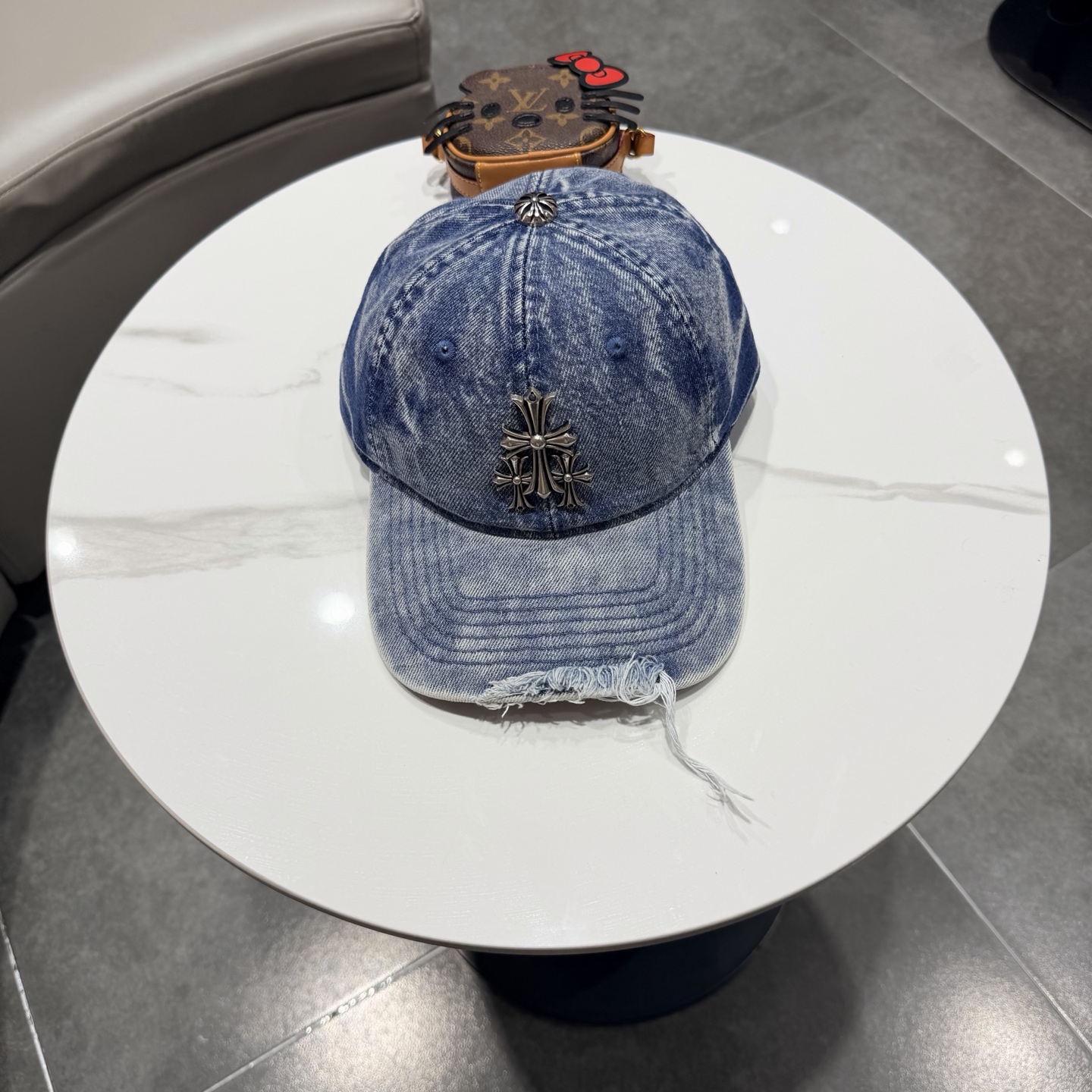 🆕 新款克罗心重工定制版✓棒球帽面料全新升级！质感好版型正！做了扎染工艺~ 很特别！