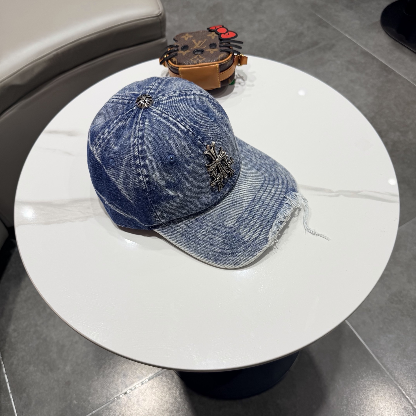 🆕 新款克罗心重工定制版✓棒球帽面料全新升级！质感好版型正！做了扎染工艺~ 很特别！