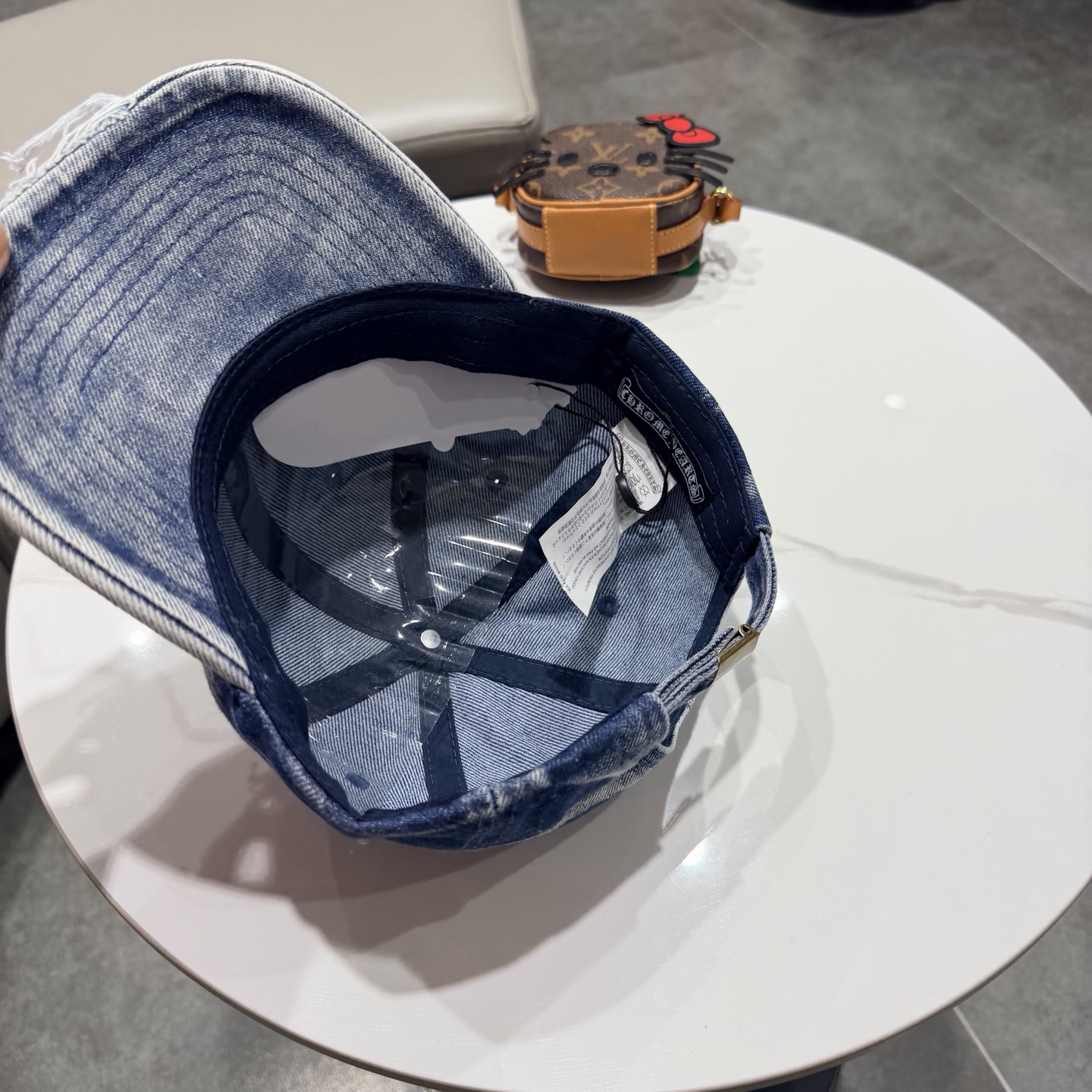 🆕 新款克罗心重工定制版✓棒球帽面料全新升级！质感好版型正！做了扎染工艺~ 很特别！