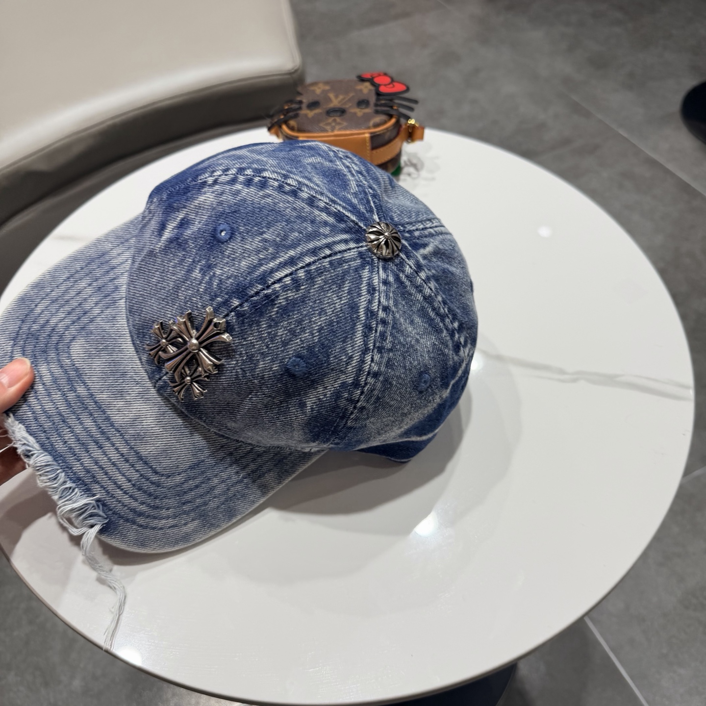 🆕 新款克罗心重工定制版✓棒球帽面料全新升级！质感好版型正！做了扎染工艺~ 很特别！