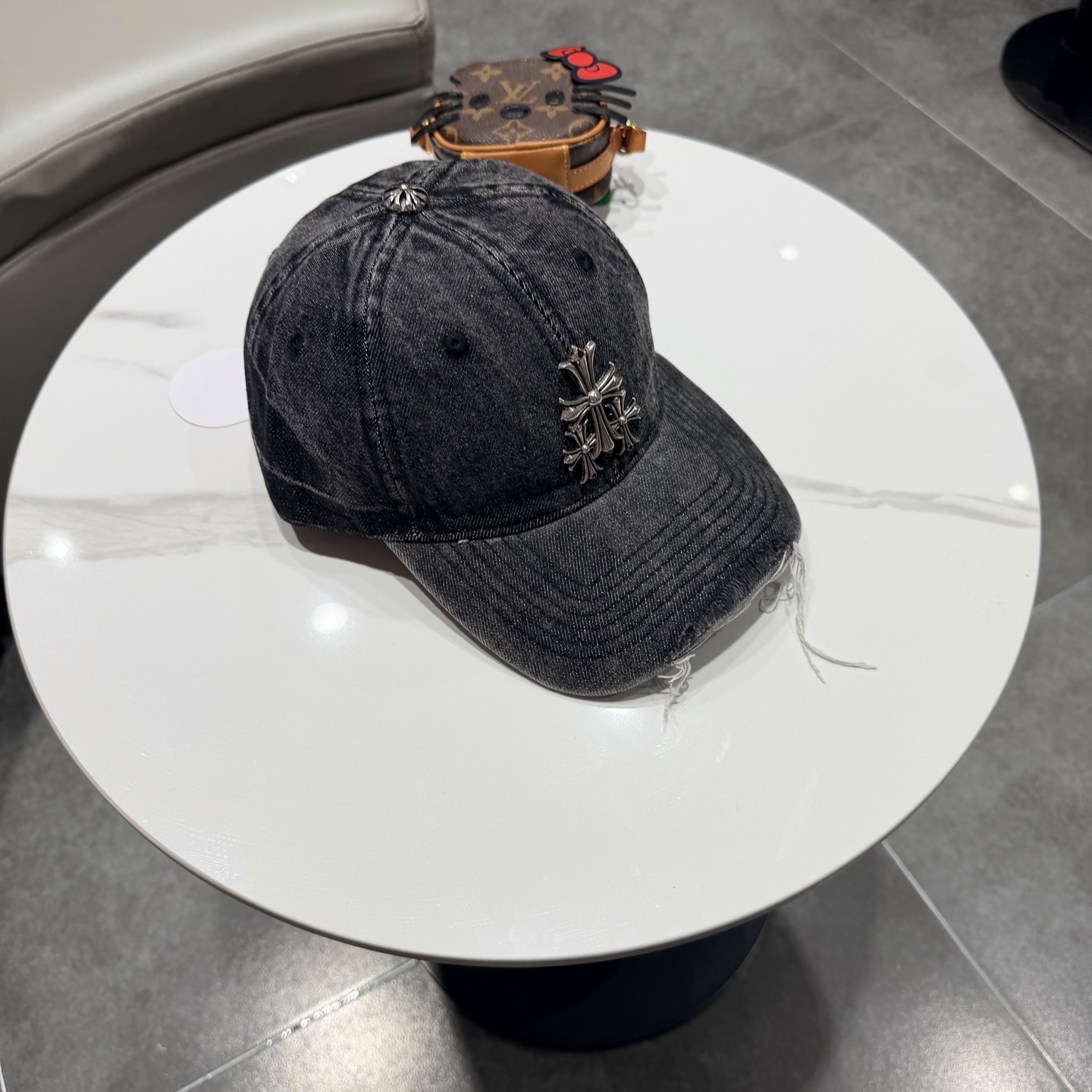 🆕 新款克罗心重工定制版✓棒球帽面料全新升级！质感好版型正！做了扎染工艺~ 很特别！