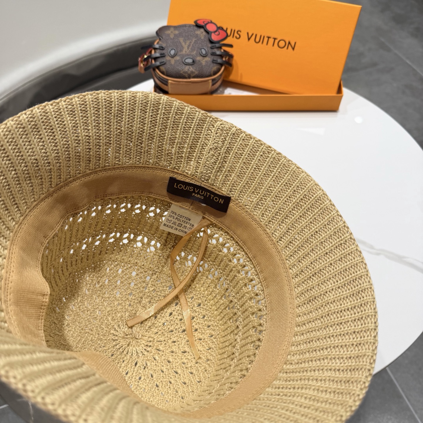 Lv路易威登2026新款遮阳防晒帽子女镂空透气素颜水桶帽春夏季时尚百搭渔夫帽