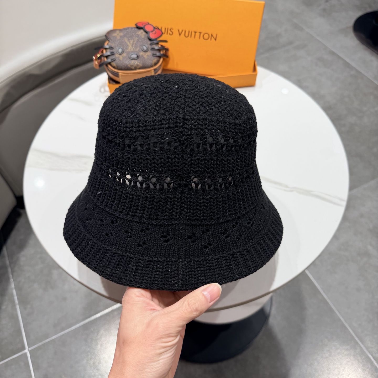 Lv路易威登2026新款遮阳防晒帽子女镂空透气素颜水桶帽春夏季时尚百搭渔夫帽