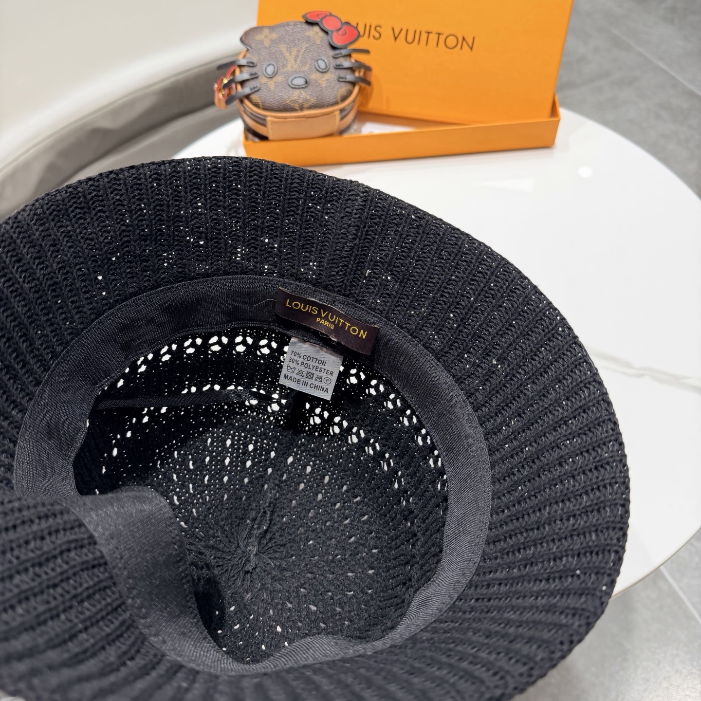 Lv路易威登2026新款遮阳防晒帽子女镂空透气素颜水桶帽春夏季时尚百搭渔夫帽