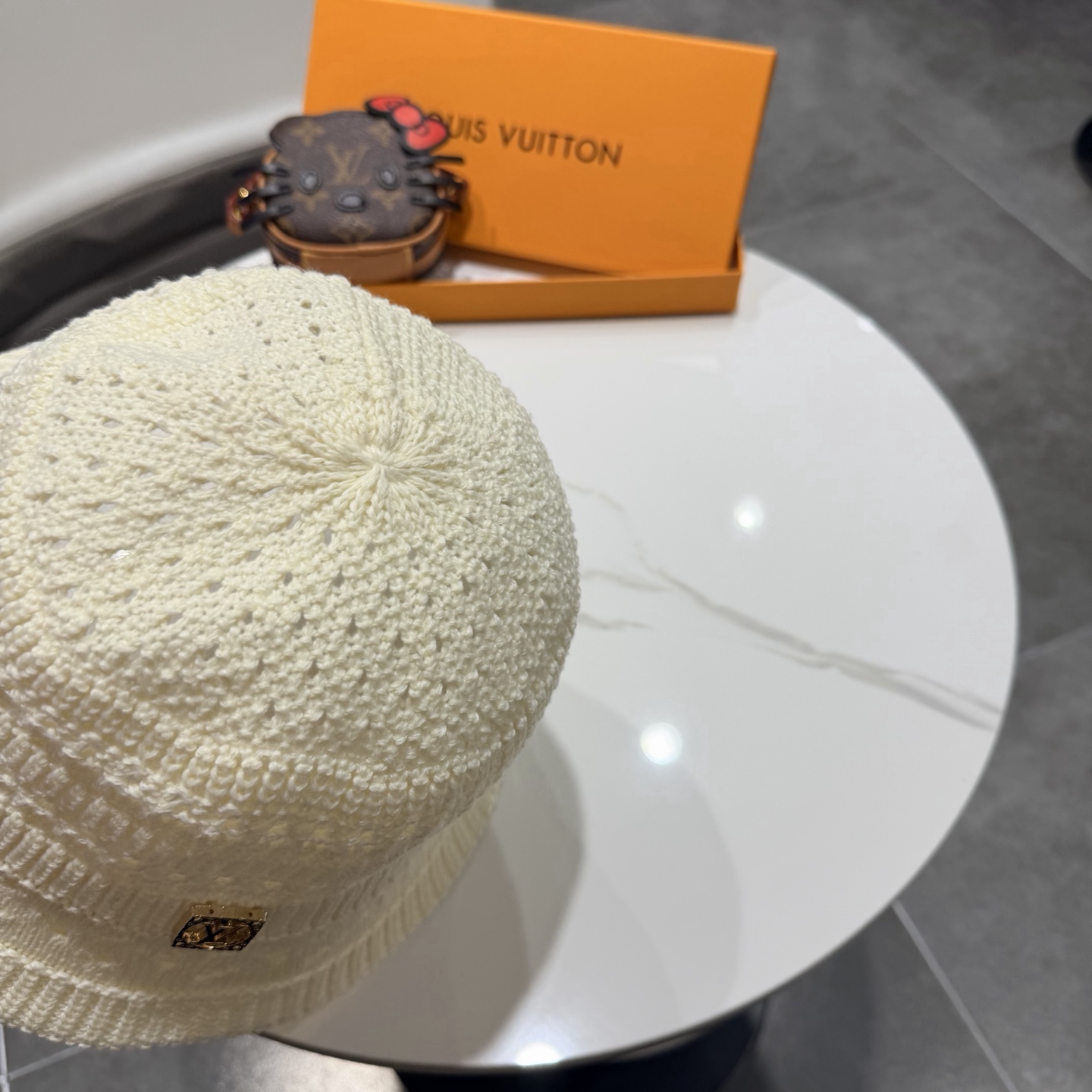 Lv路易威登2026新款遮阳防晒帽子女镂空透气素颜水桶帽春夏季时尚百搭渔夫帽