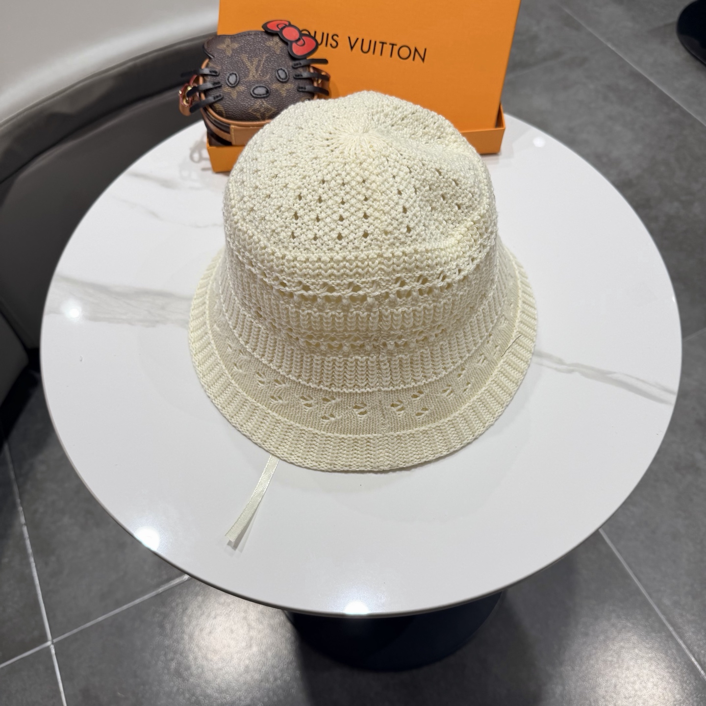 Lv路易威登2026新款遮阳防晒帽子女镂空透气素颜水桶帽春夏季时尚百搭渔夫帽